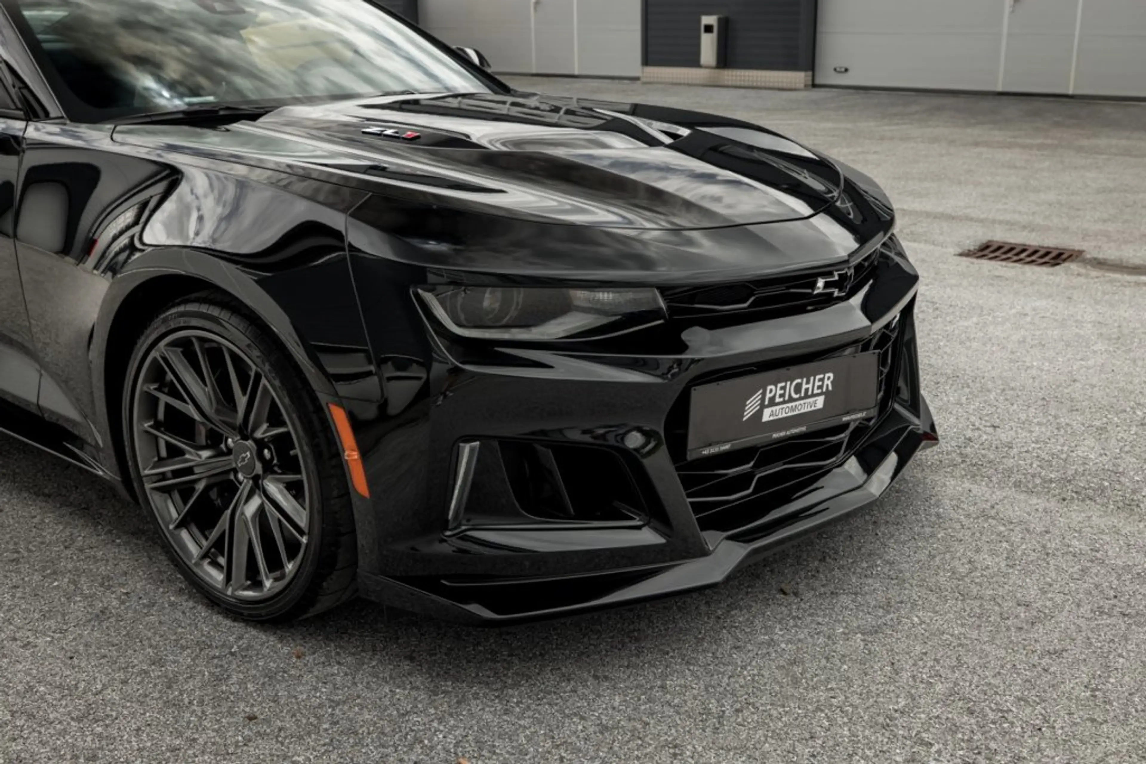Chevrolet Camaro ZL1 Coupe — photo 8