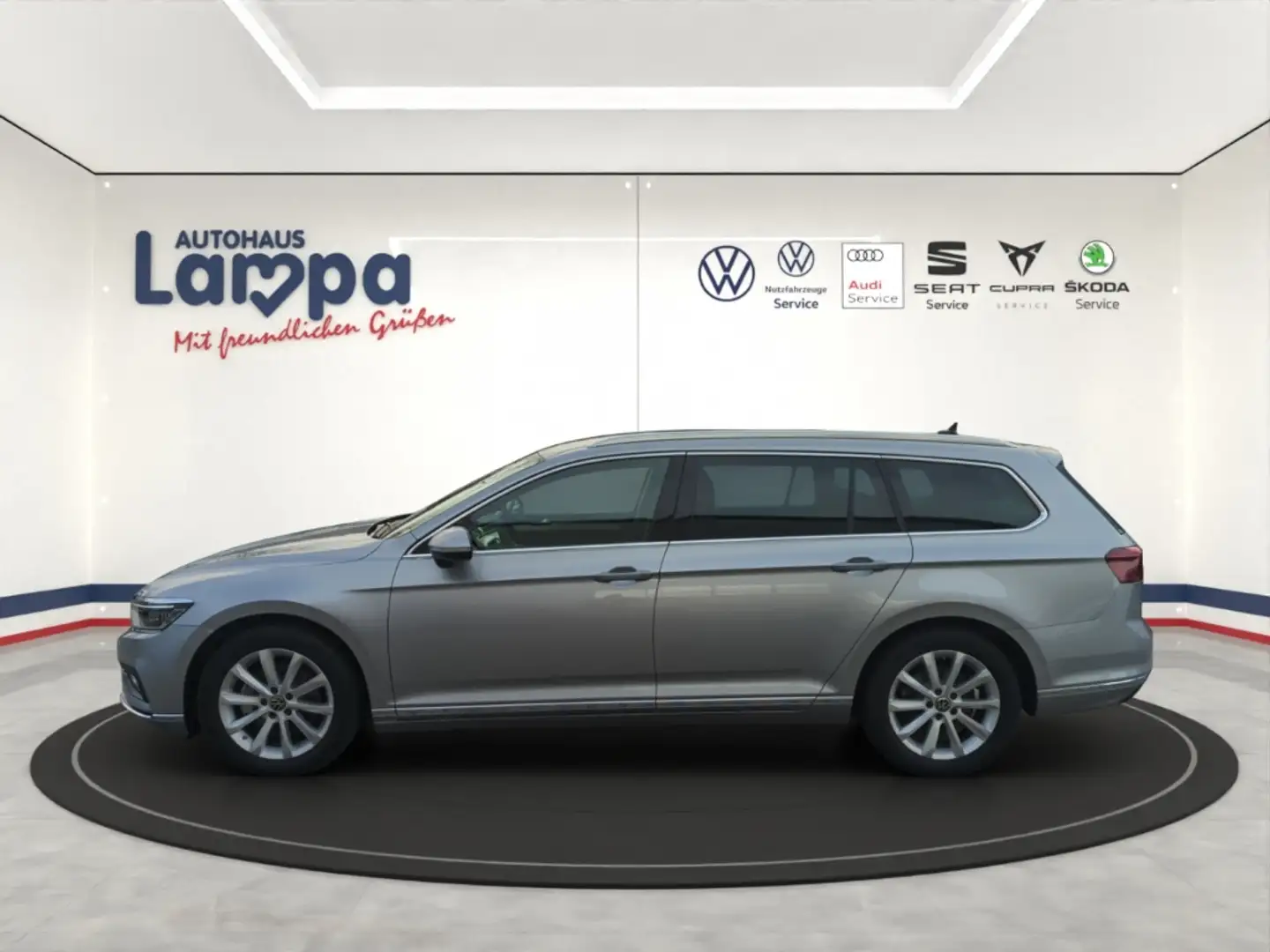Volkswagen Passat Variant Elegance 2.0 TDI DSG AHK,NAV,RFK,Matrix-LED Silber - 2