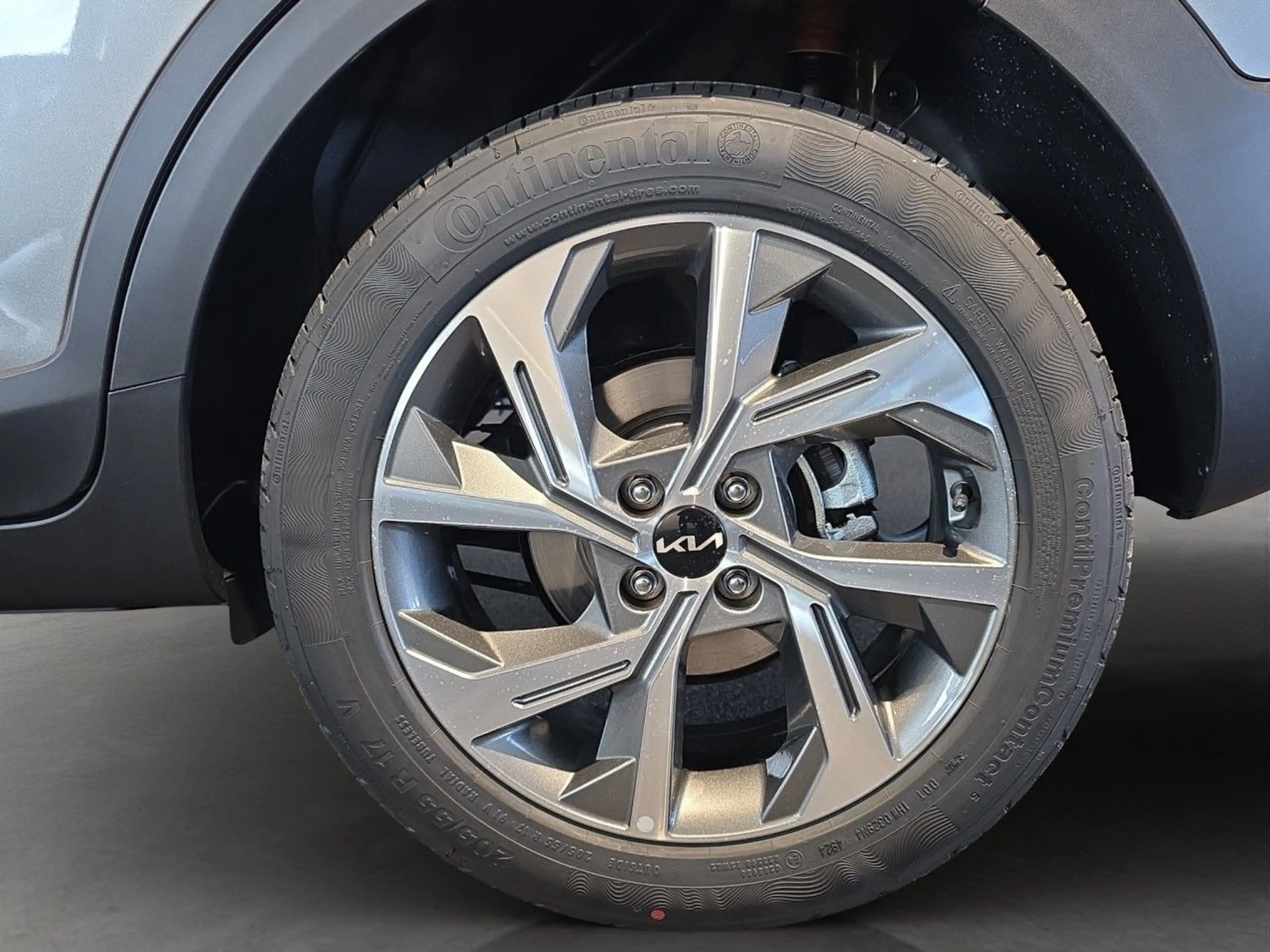 Kia Stonic GT Line — photo 5