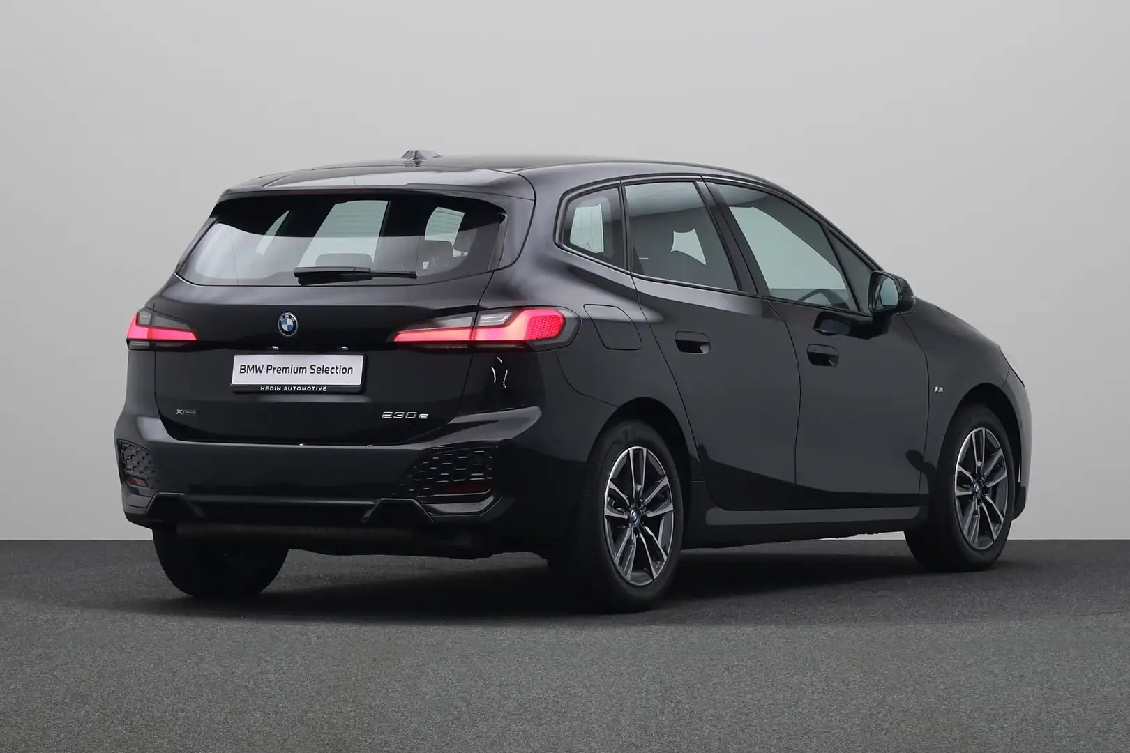 BMW 230 2-serie Active Tourer 230e xDrive | M Sportpakket Noir - 2