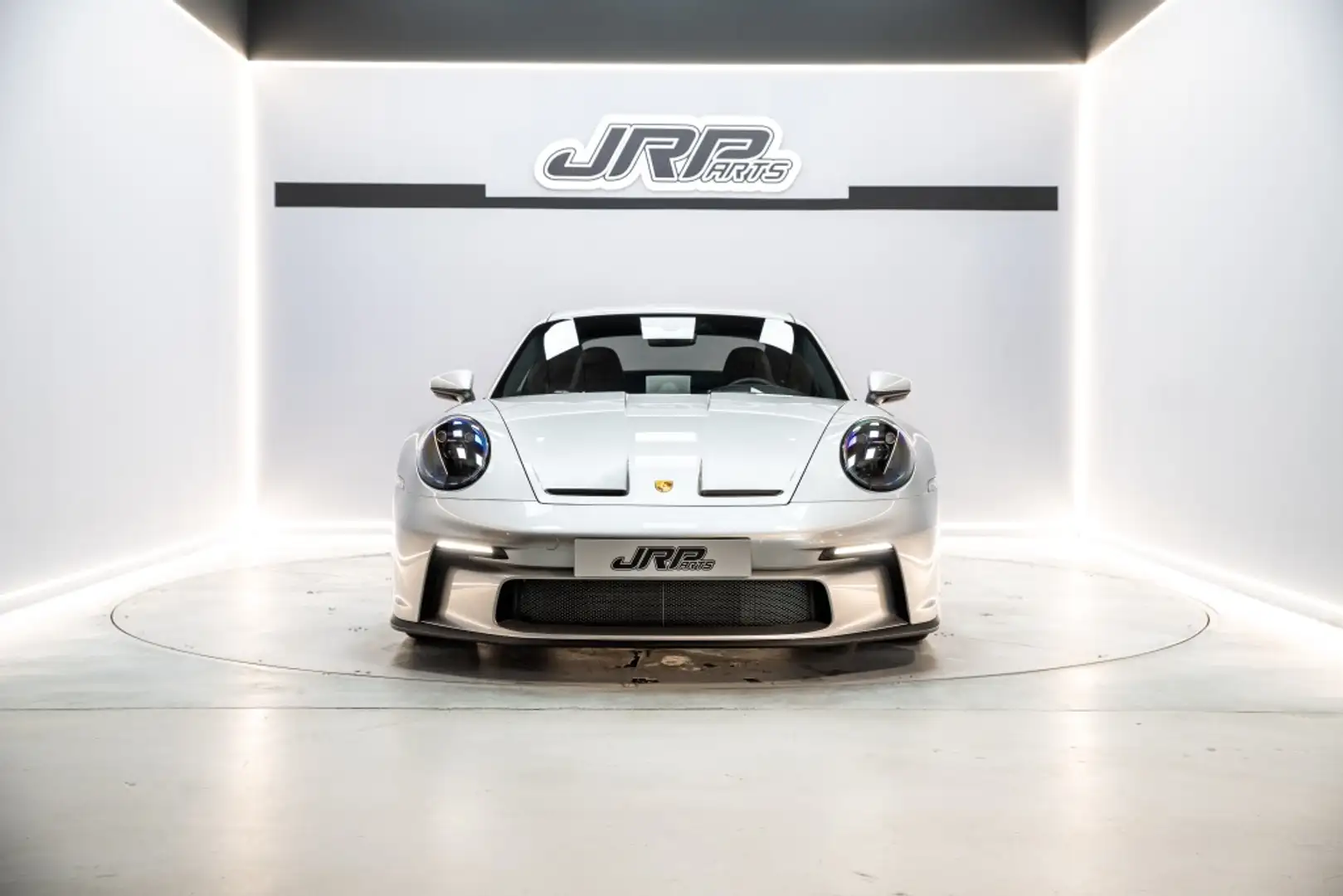 Porsche 992 GT3 Touring Package PDK Grijs - 2