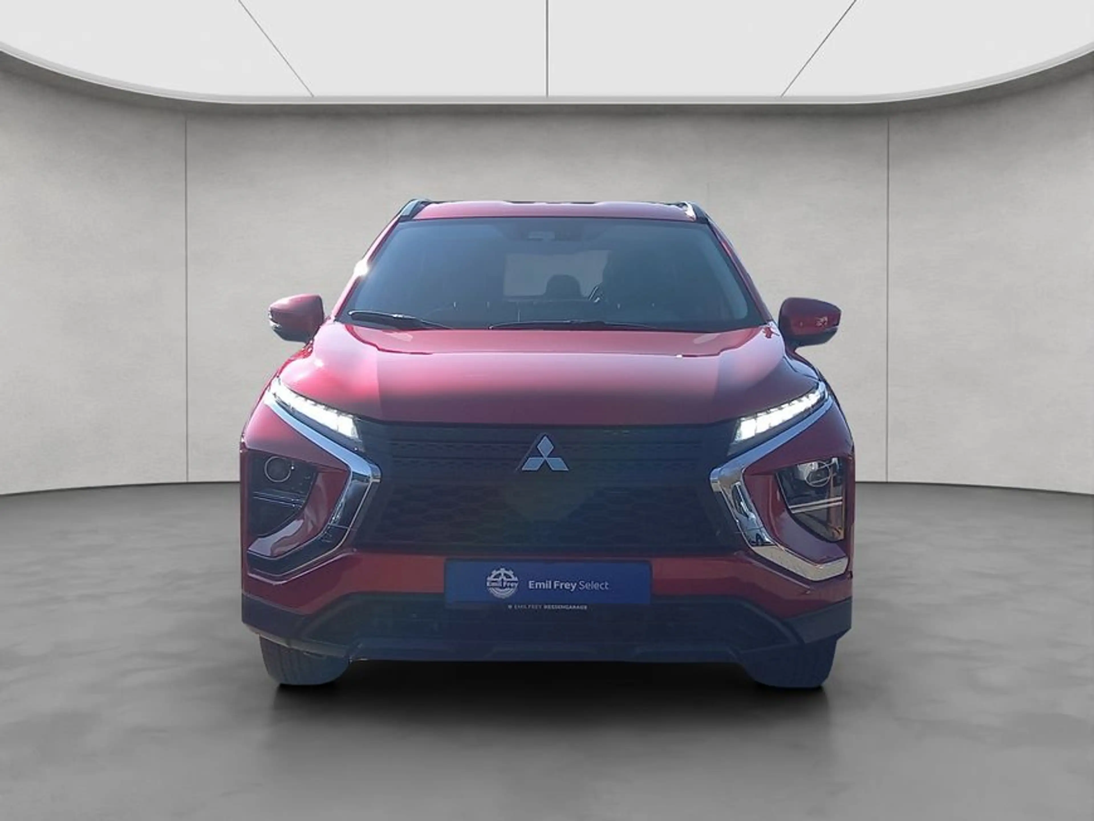 Mitsubishi Eclipse Cross Plug-In Hybrid 4WD Basis — photo 10