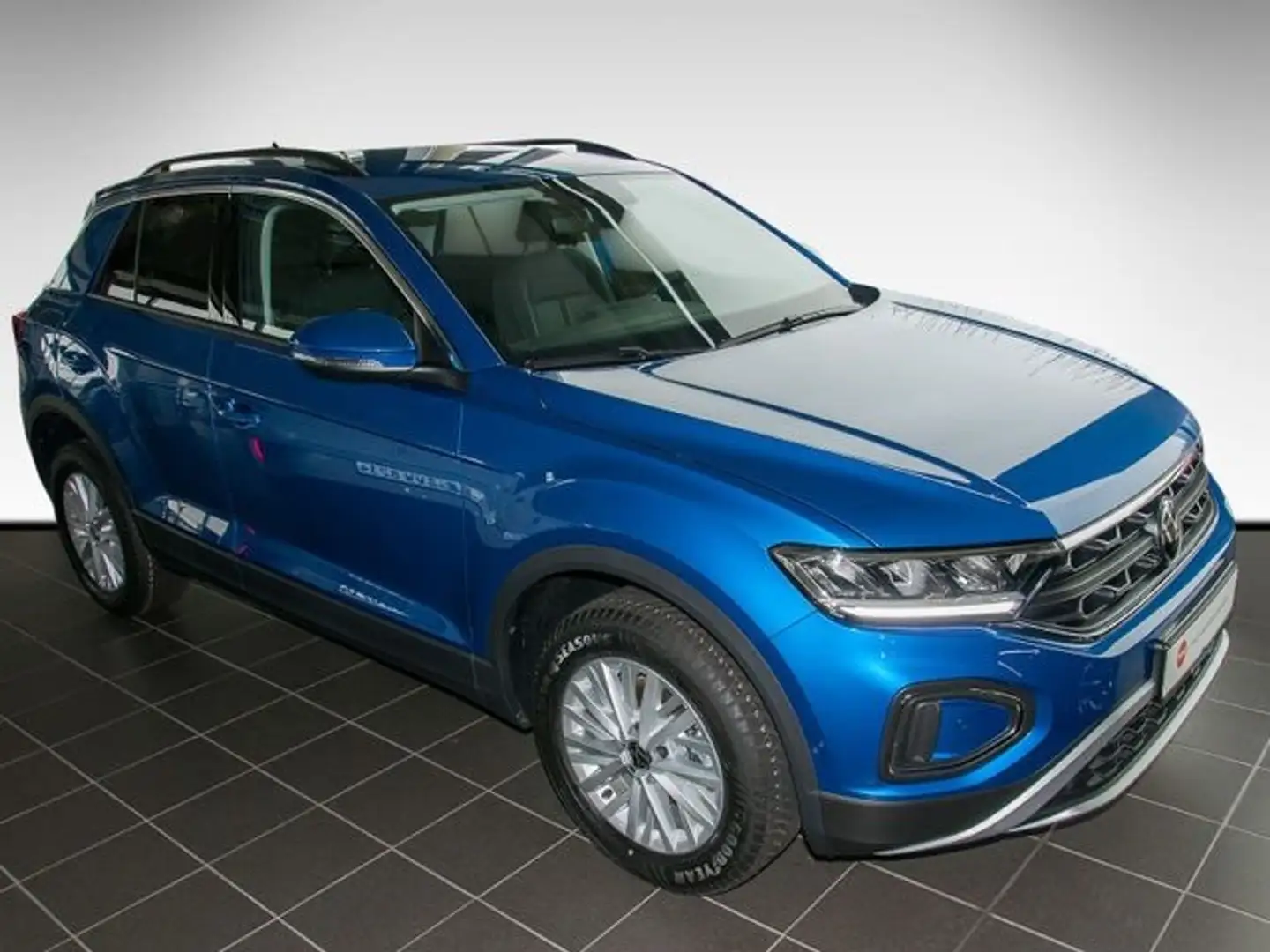 Volkswagen T-Roc 1.0 TSI Life Alu LED App-Connect ACC Sitzh Blauw - 2