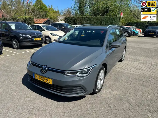 Volkswagen Golf Variant 1.0 eTSI Life Business , automaat , navigatie , pd