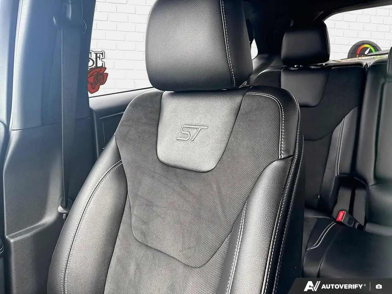 Ford Edge photo Ford Edge