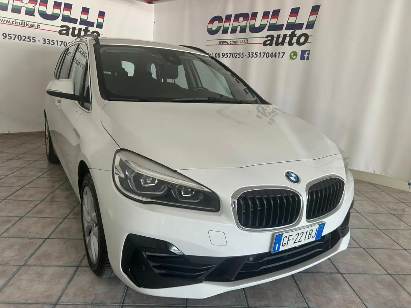 BMW 220 d Grantour 7/P Active Business aut. Bianco - 1