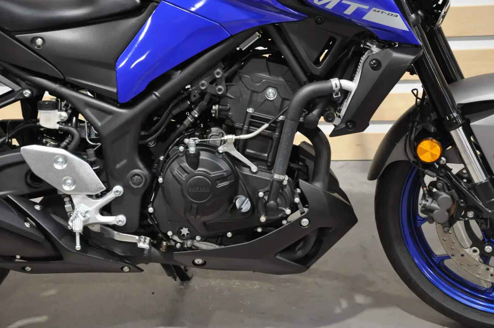 Yamaha MT-03 Blauw - 2