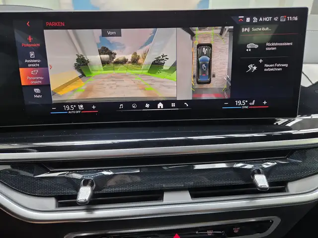 BMW X6 view 14