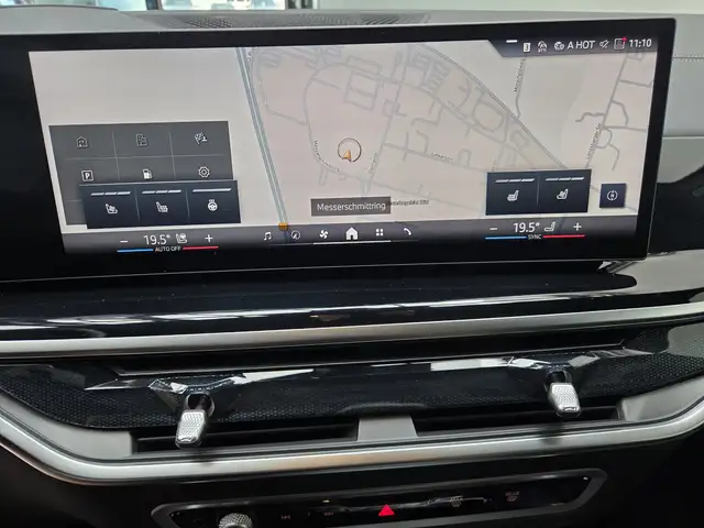 BMW X6 view 12