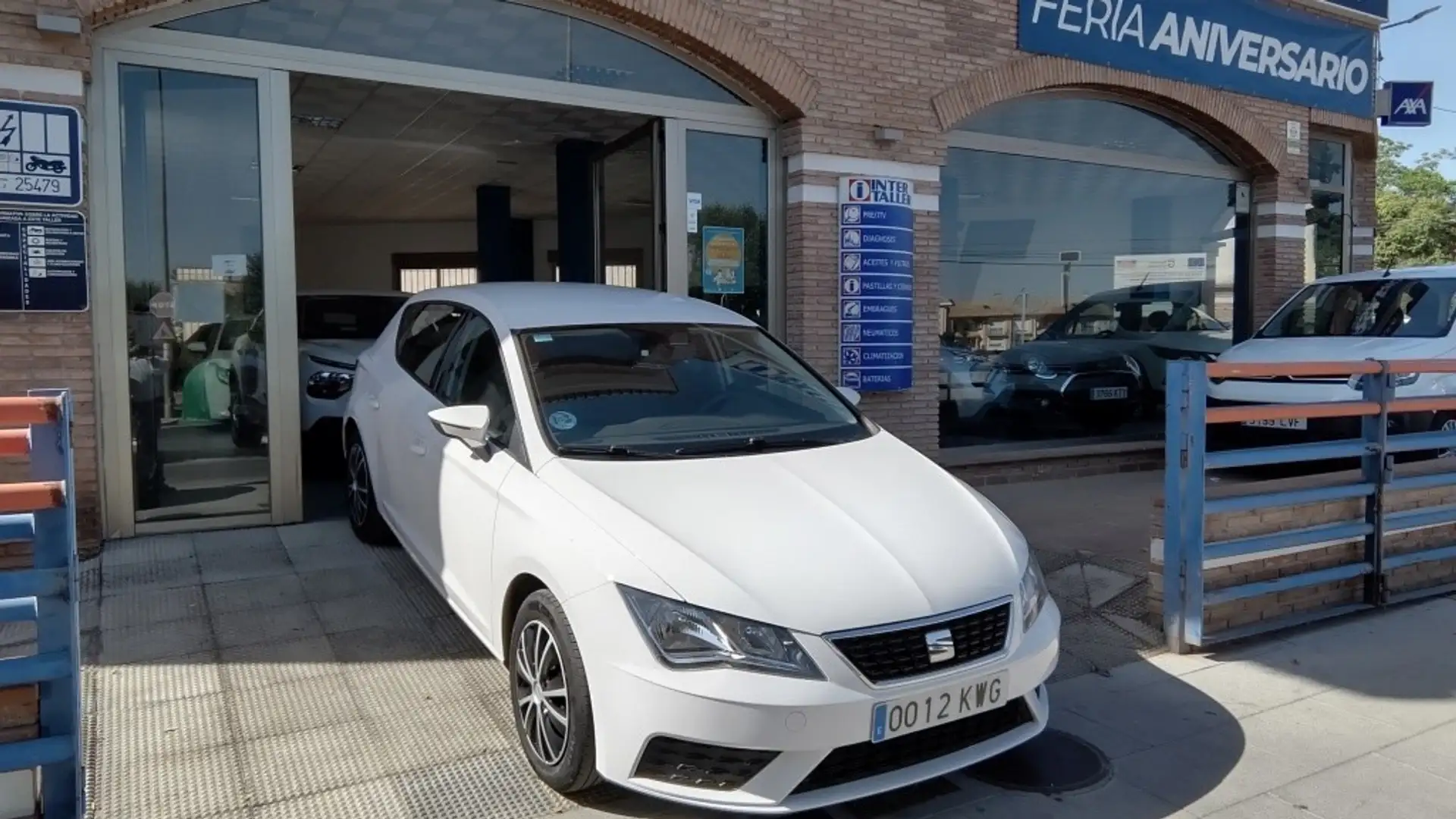 SEAT Leon 1.6TDI CR S&S Reference 115 Blanc - 2