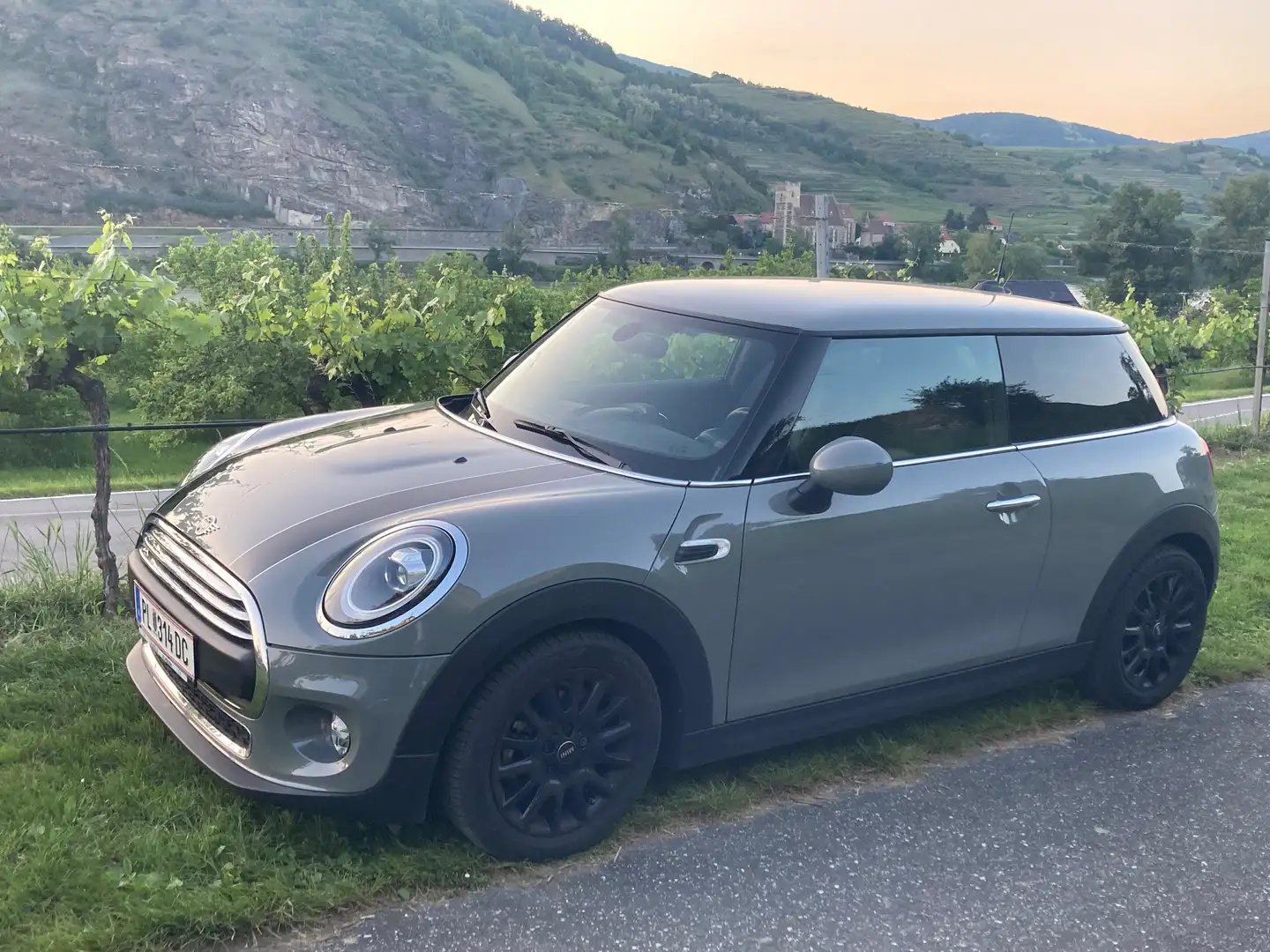 MINI One MINI One Aut. One Grau - 1