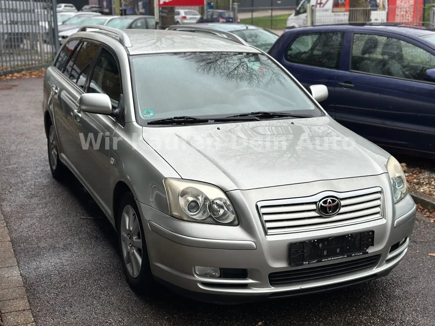 Toyota Avensis Kombi 2.0 Travel TÜV/INSP.NEU*KLIMA* Silber - 1