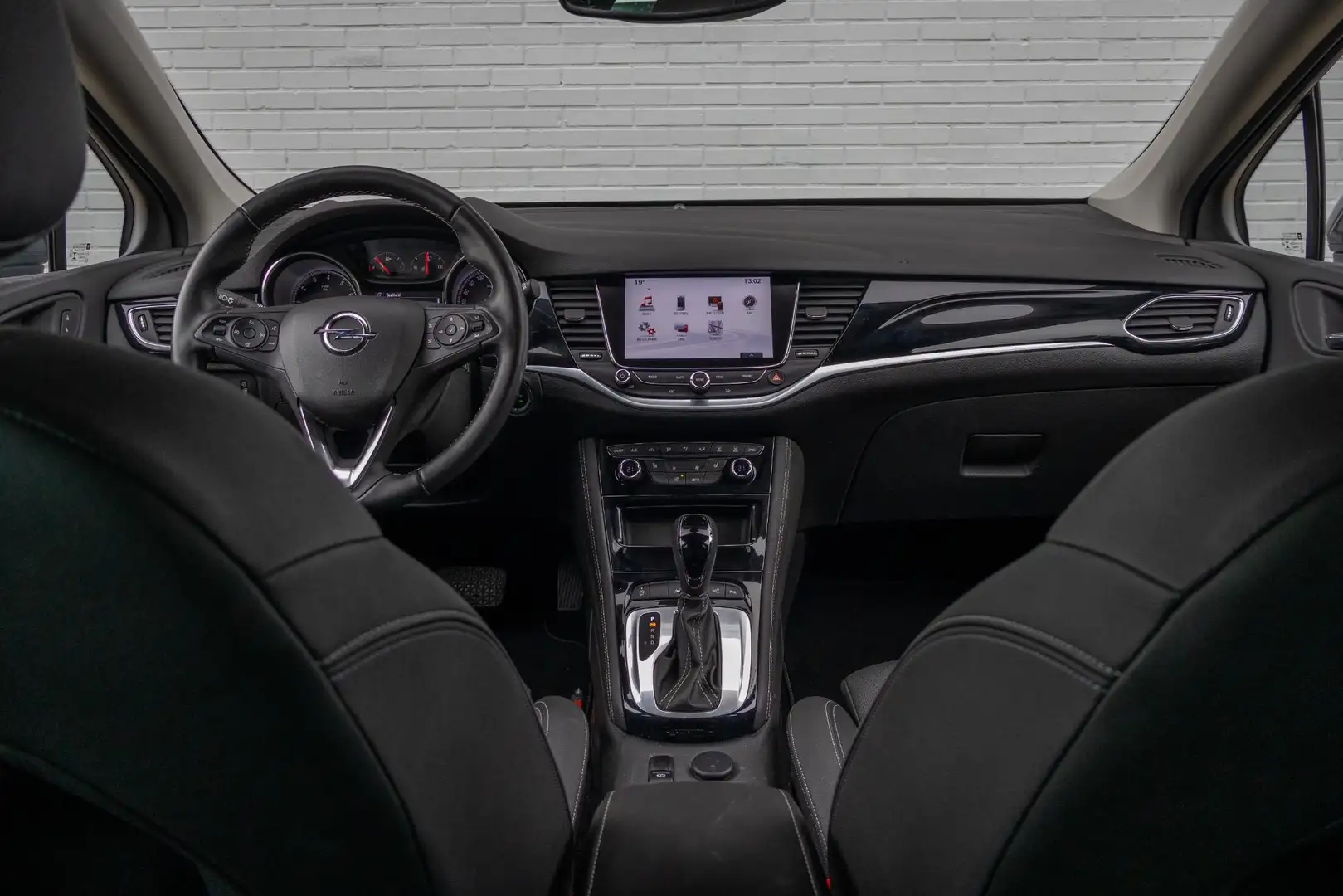 Opel Astra 1.6 Turbo Innovation Apple Carplay / Afneembare tr Grijs - 2