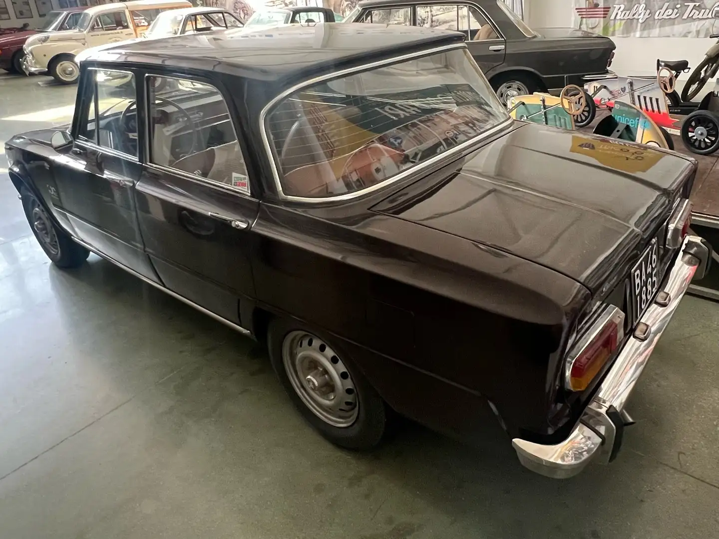 Alfa Romeo Giulia Super 1,6 Marrone - 2