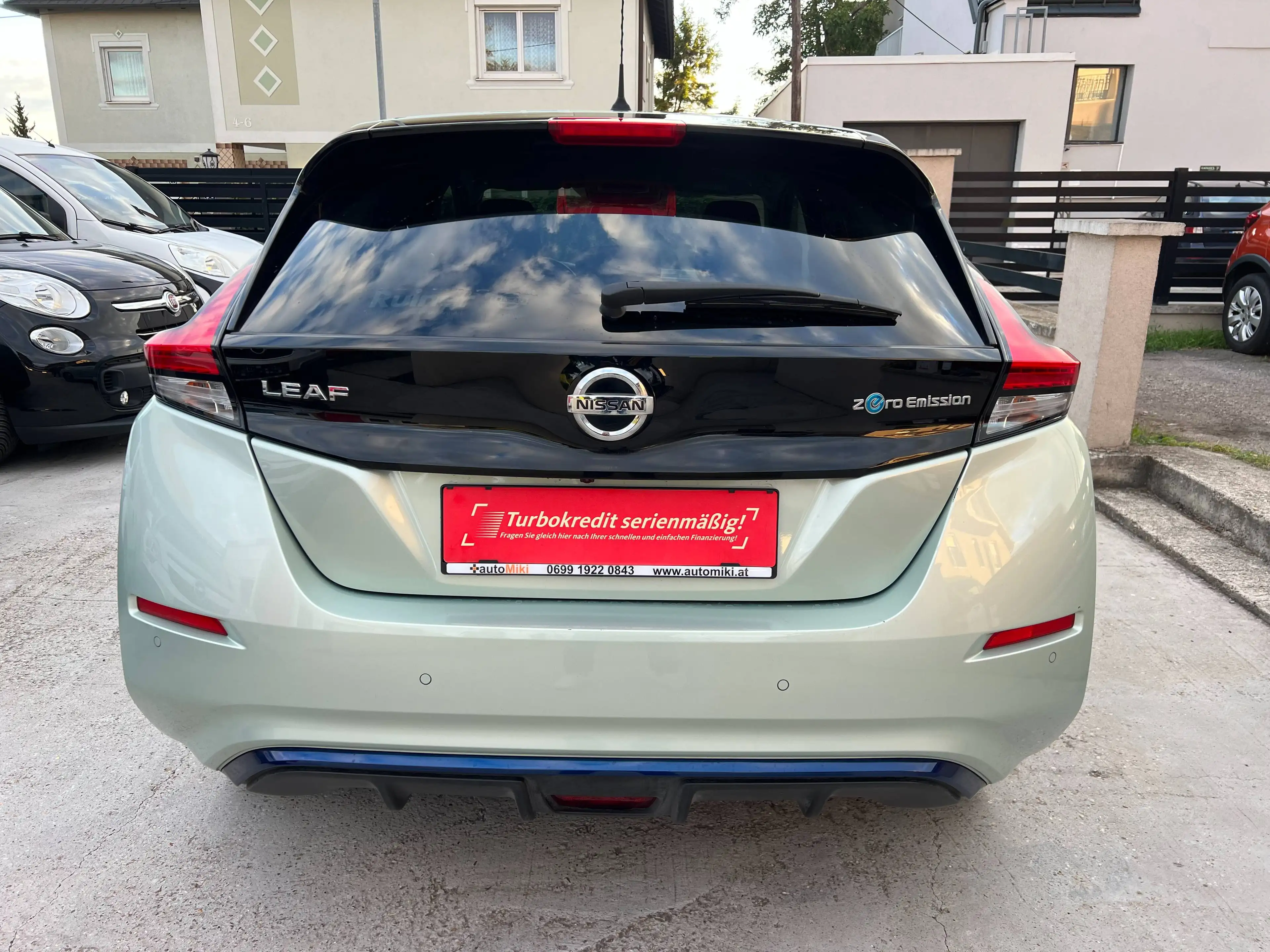 Nissan Leaf N-Connecta — photo 6