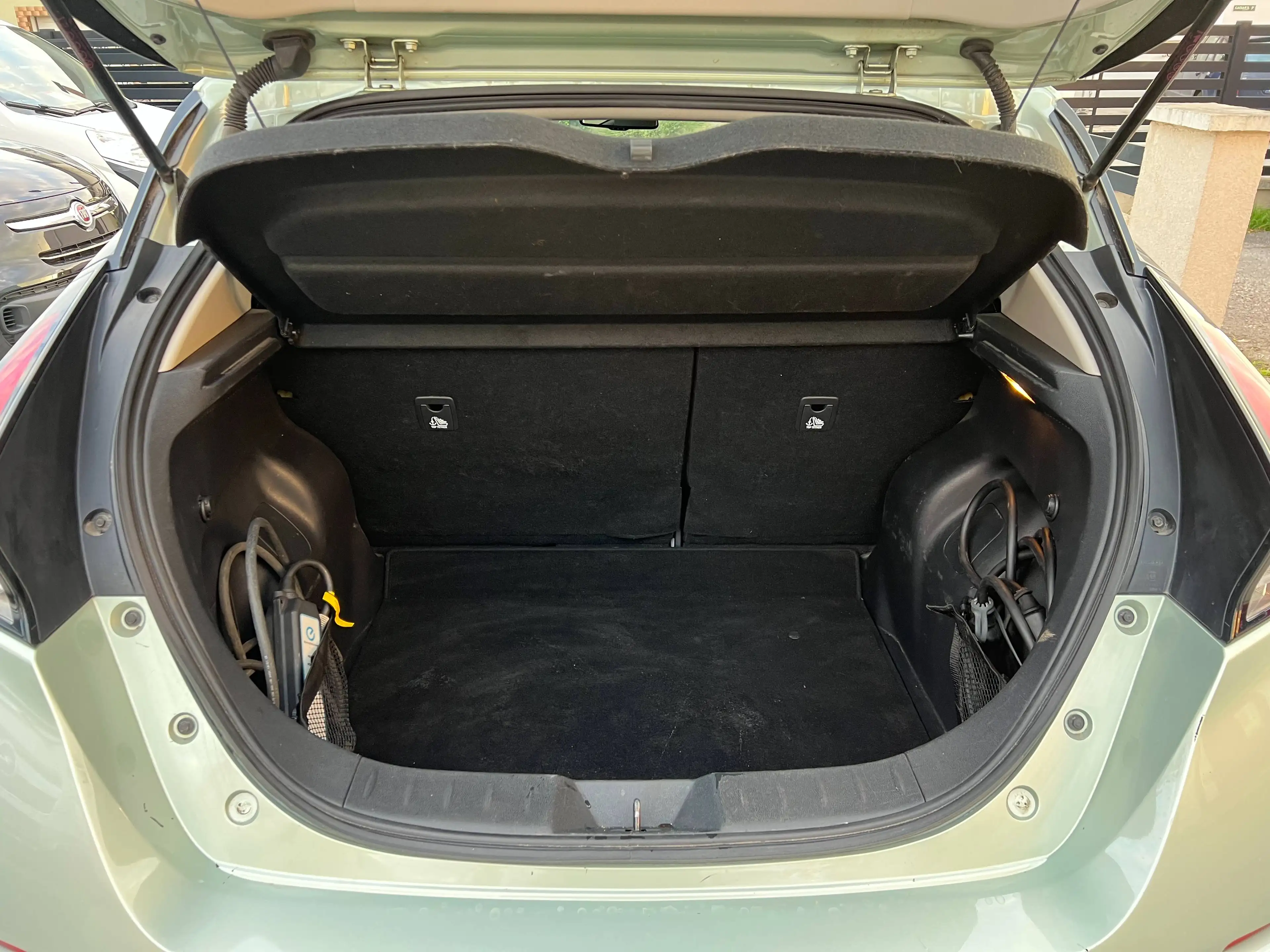 Nissan Leaf N-Connecta — photo 10