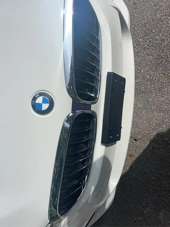 BMW 5 Series снимка BMW 5 Series
