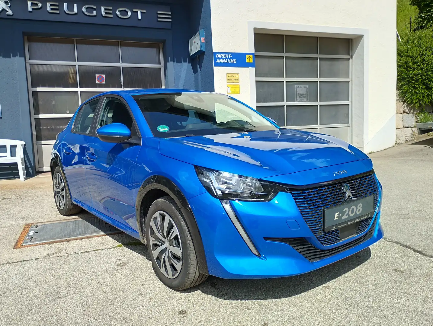 Peugeot e-208 208 Elektromotor 136 Active *WENIG KM* Blau - 2