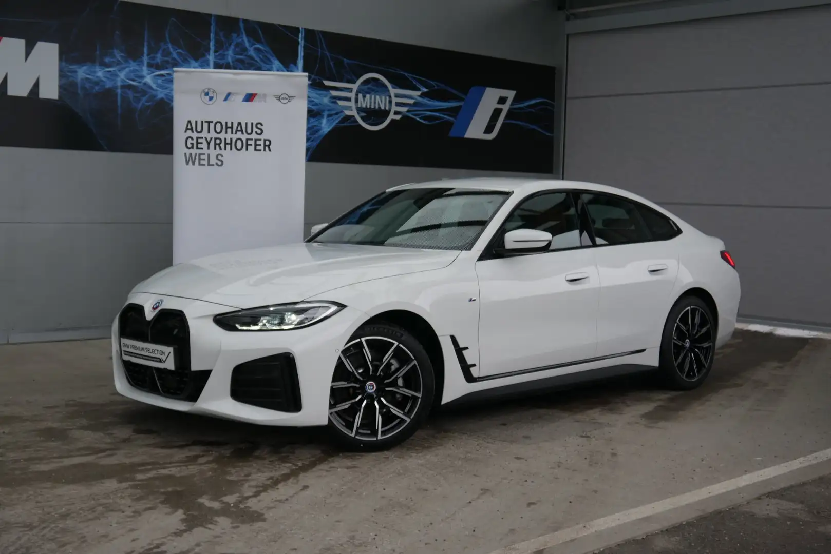 BMW i4 Gran Coupe eDrive40 *M-Paket/M-Sitze/ACC/Memorysitz/Navi* Weiß - 1