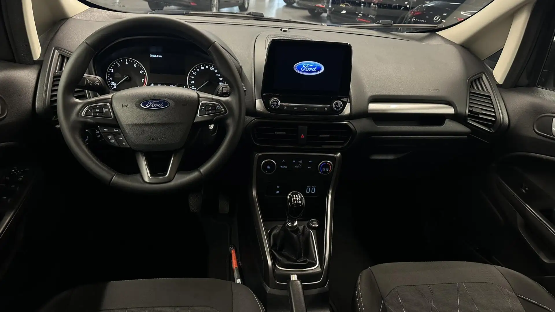 Ford EcoSport 1.0 EcoBoost Trend Ultimate CRUISE-NAVI Grau - 2