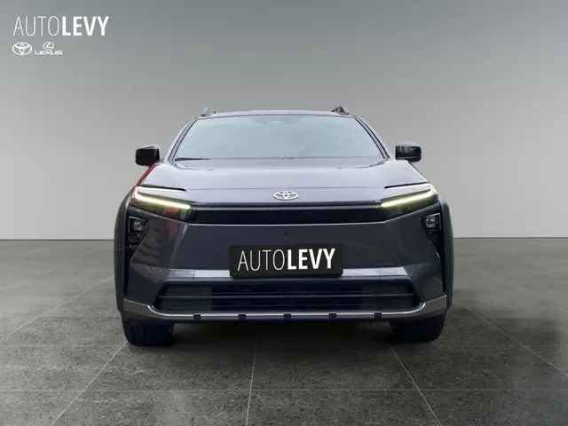Toyota BZ4X view 9