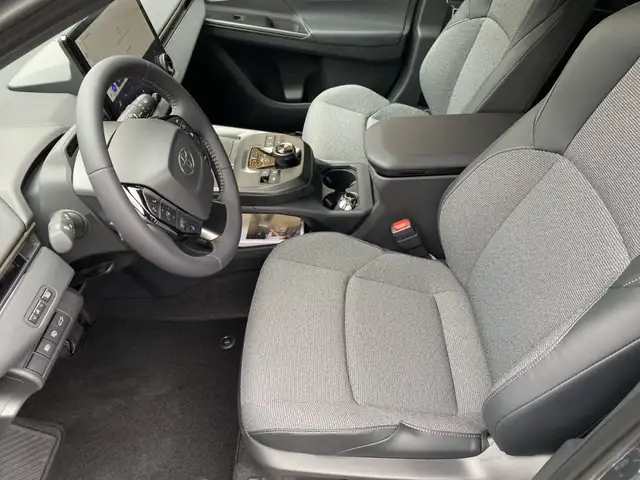 Toyota BZ4X view 10