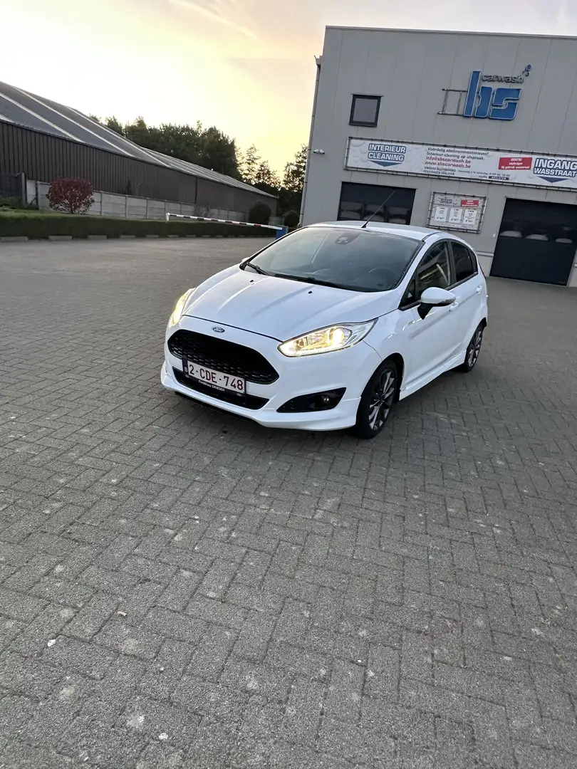 Ford Fiesta 1.0 EcoBoost ST-LINE - 1