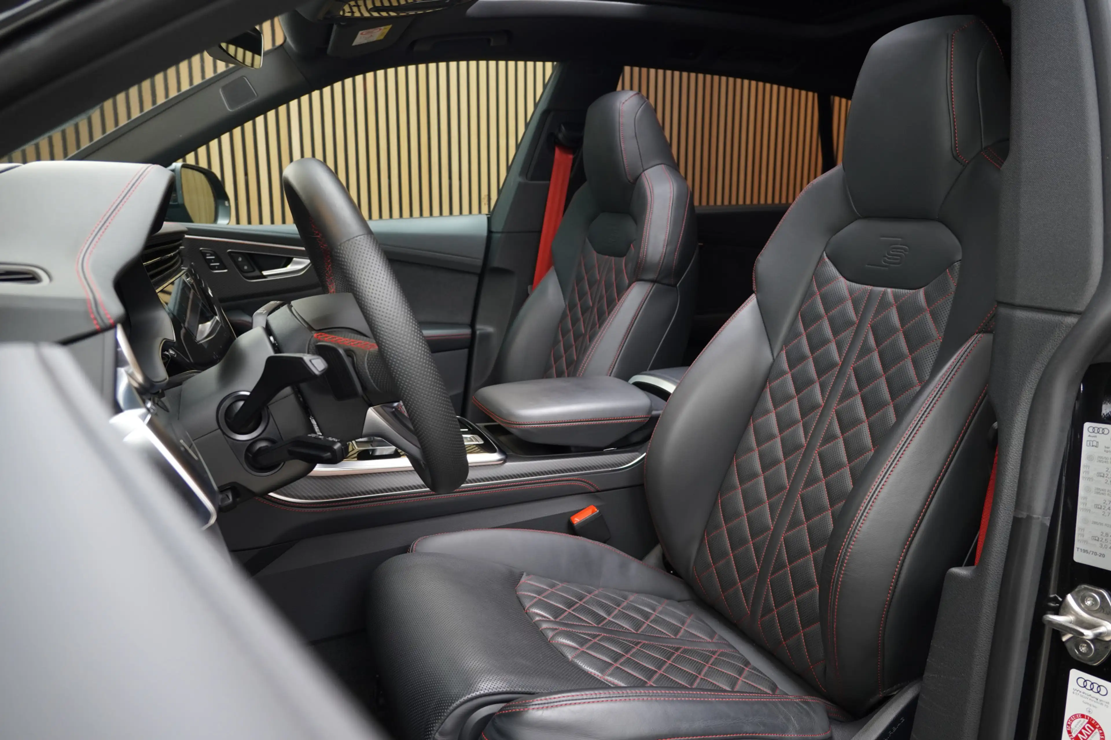 Audi SQ8 4.0TFSI/507pk SQ8 Quattro Blackstyle|2024|Pano|Luc — photo 10