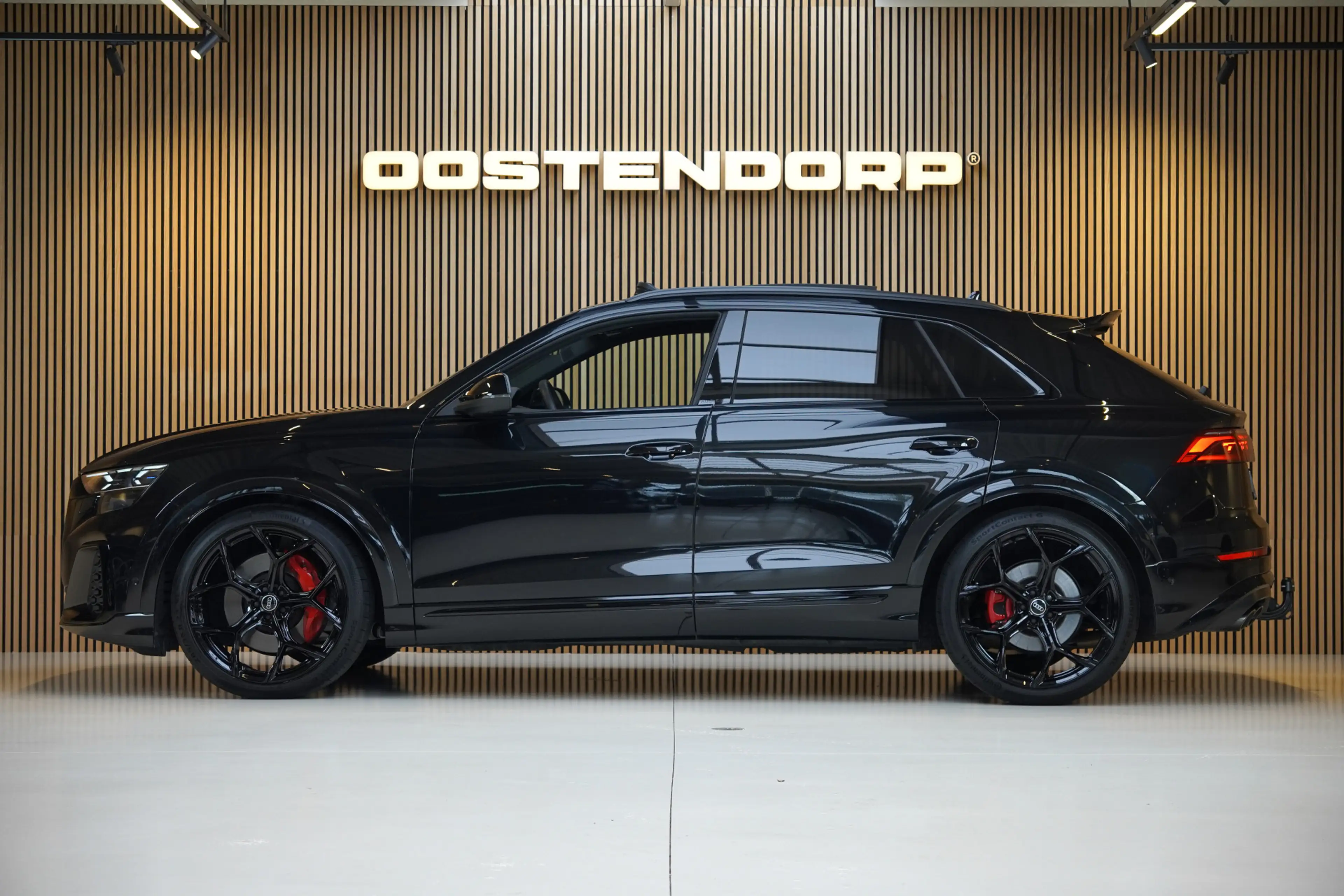 Audi SQ8 4.0TFSI/507pk SQ8 Quattro Blackstyle|2024|Pano|Luc — photo 2