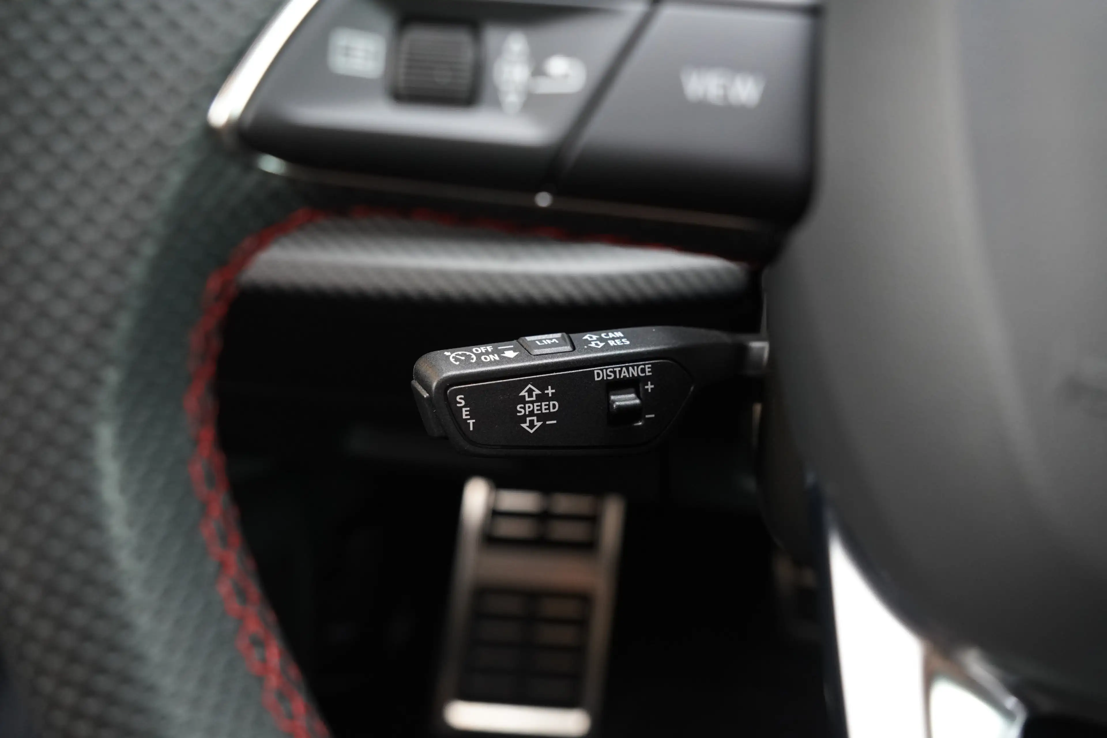 Audi SQ8 4.0TFSI/507pk SQ8 Quattro Blackstyle|2024|Pano|Luc — photo 30
