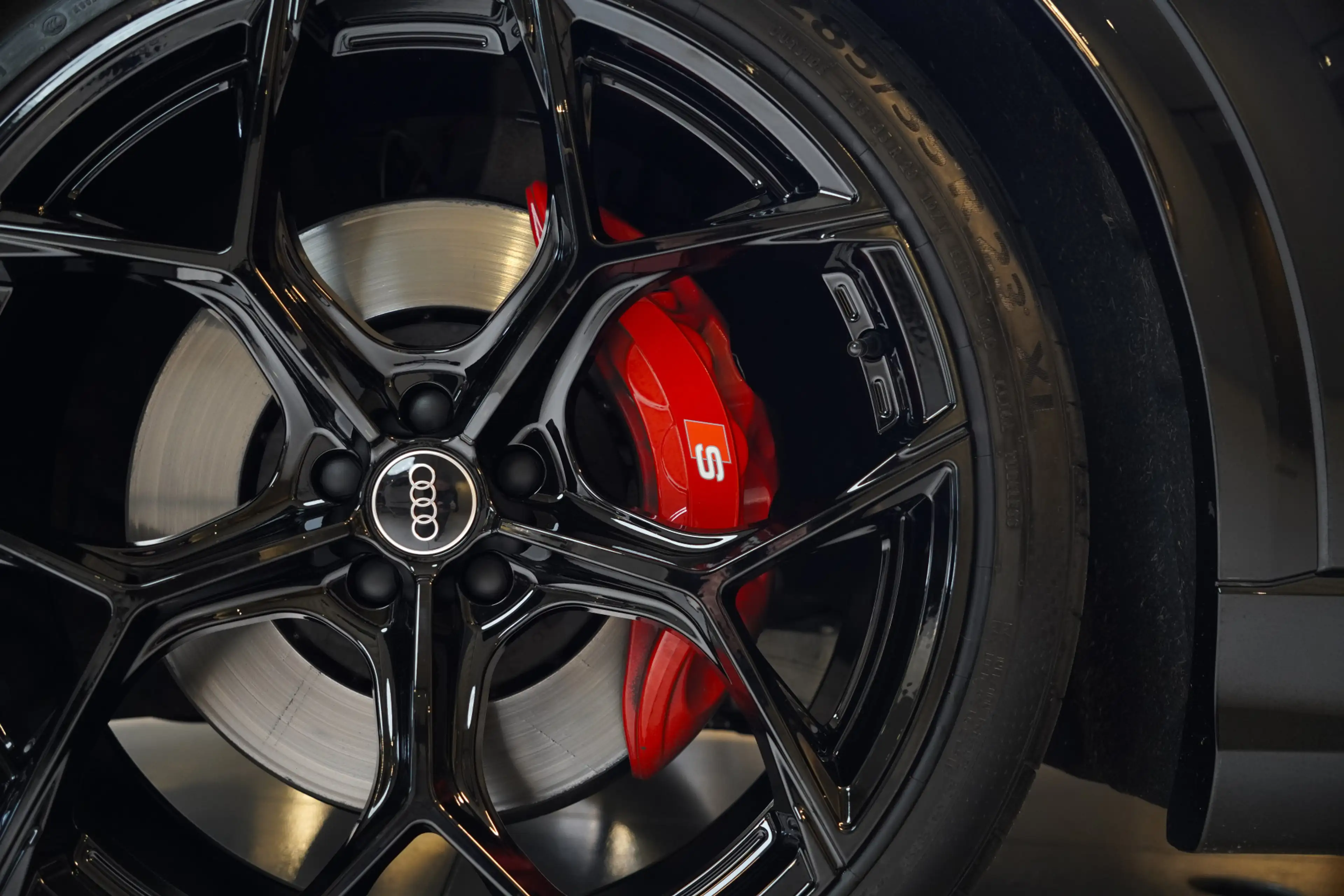 Audi SQ8 4.0TFSI/507pk SQ8 Quattro Blackstyle|2024|Pano|Luc — photo 25