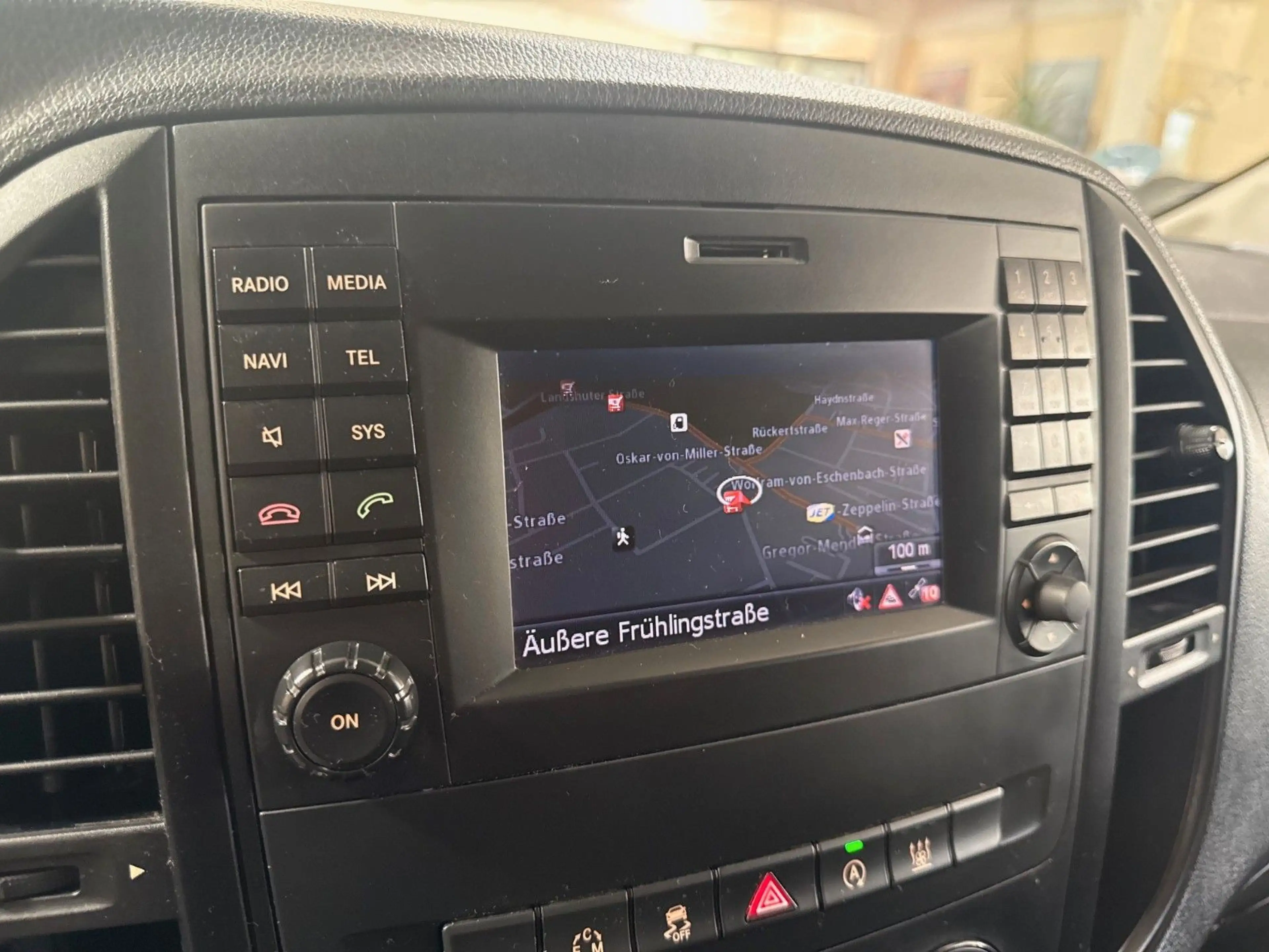 Mercedes-Benz Vito Mixto 119 CDI 4MATIC lang — photo 7