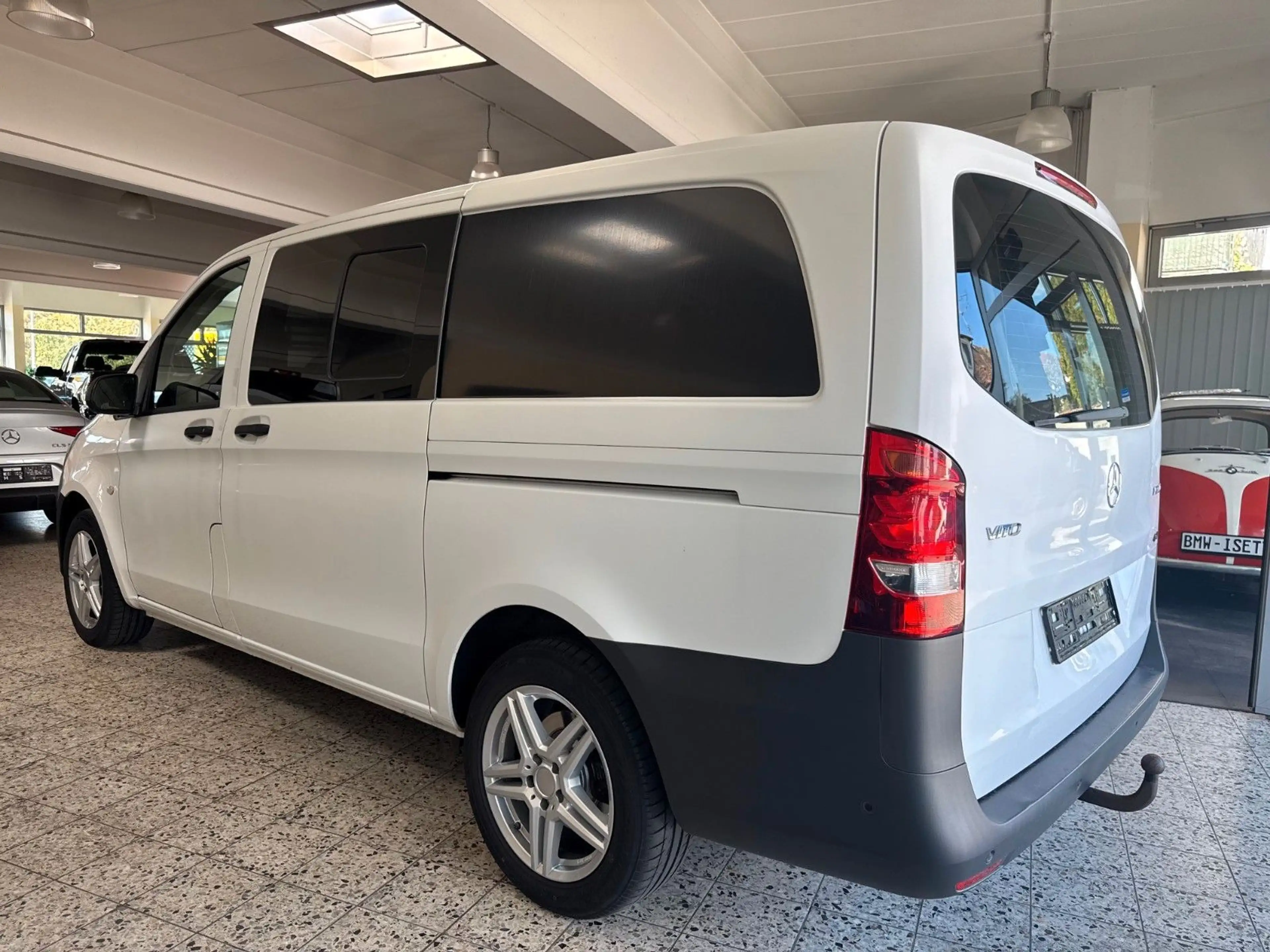 Mercedes-Benz Vito Mixto 119 CDI 4MATIC lang — photo 4