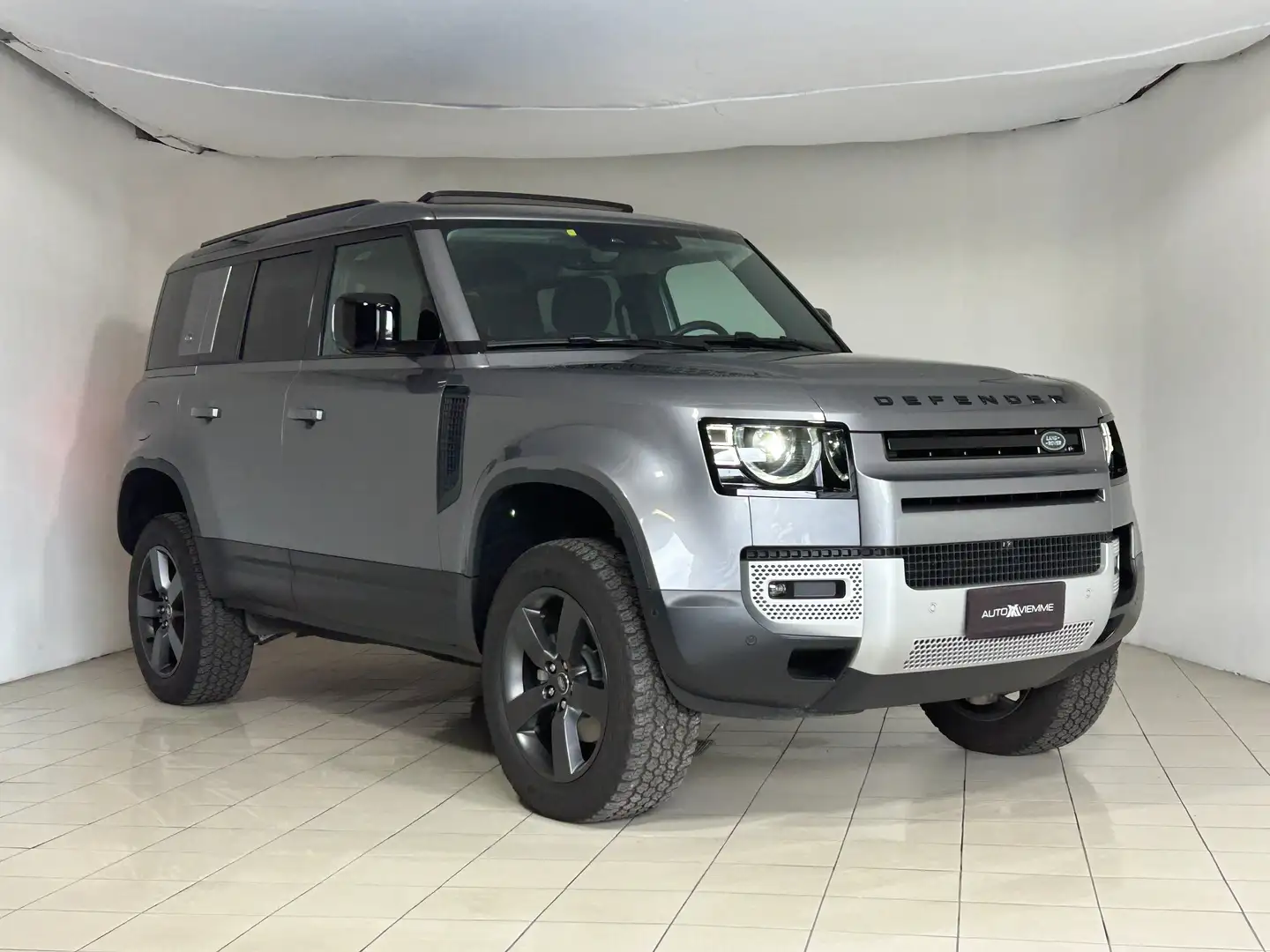 Land Rover Defender 110 SE 3.0 200 cv AWD + Unico proprietario Grau - 2