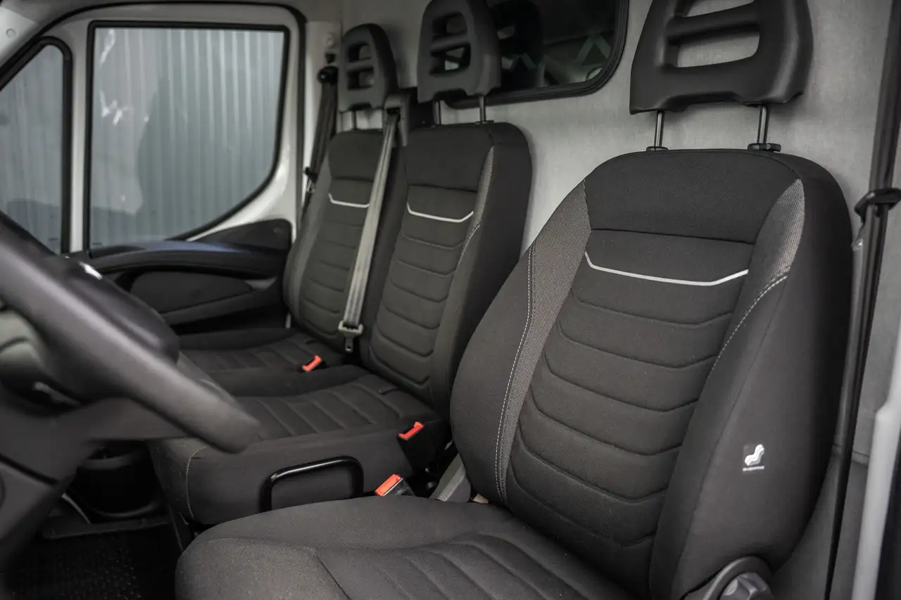 Iveco Daily 2024 — фото 12