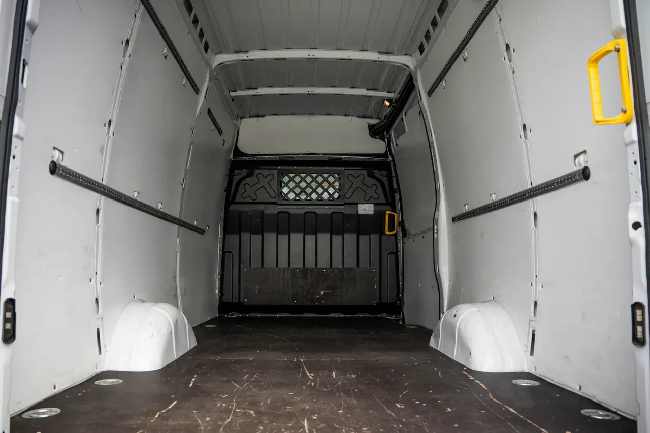 Iveco Daily 2024 — фото 10