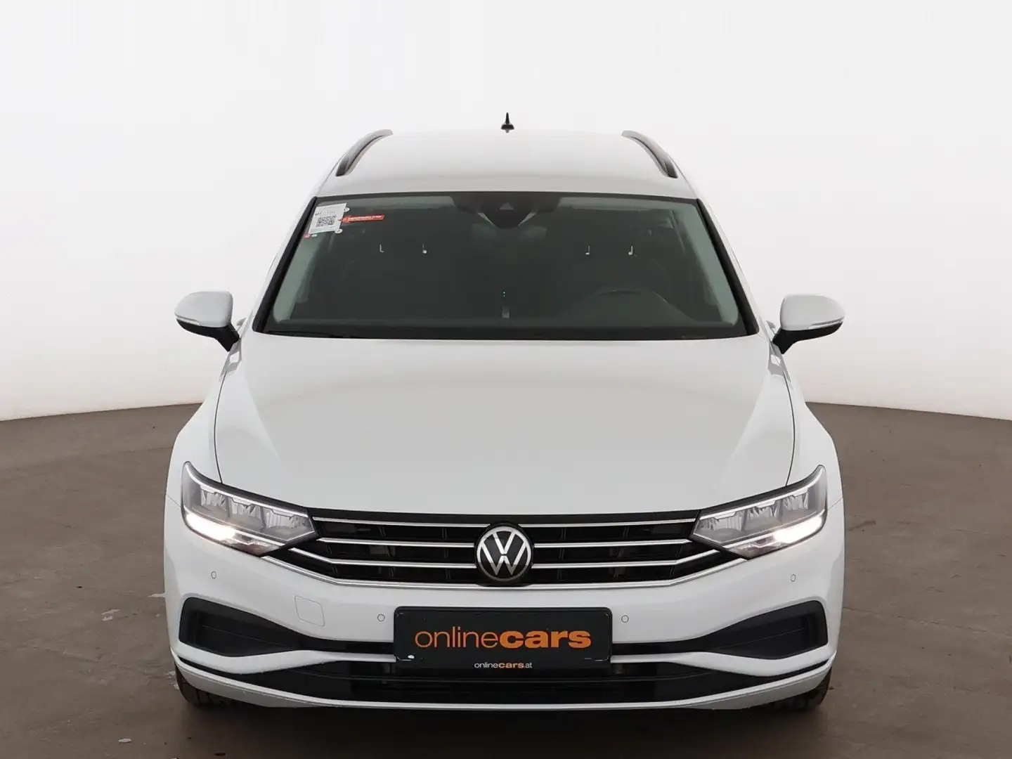 Volkswagen Passat Variant 2.0 TDI LED RADAR NAVI SITZHZG PDC Weiß - 2