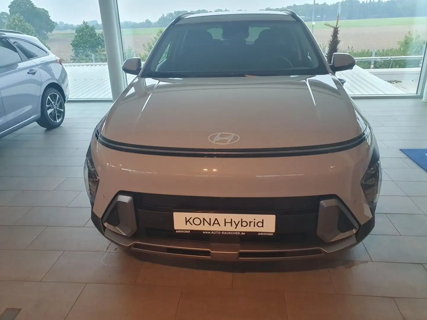 Hyundai KONA 1.6 GDI DCT Hybrid Trend (SX2) Grau - 2