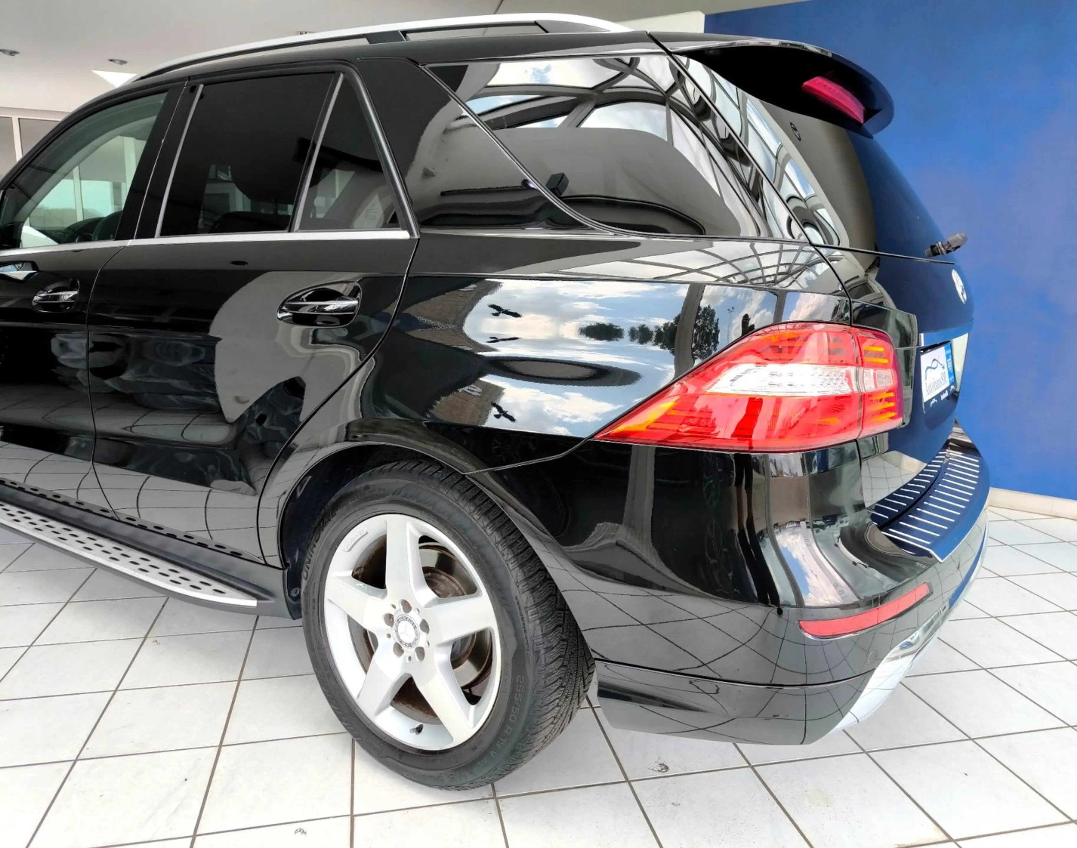 Mercedes-Benz ML 250 *4Matic*AMG Paket*Ahk*H&K — photo 13