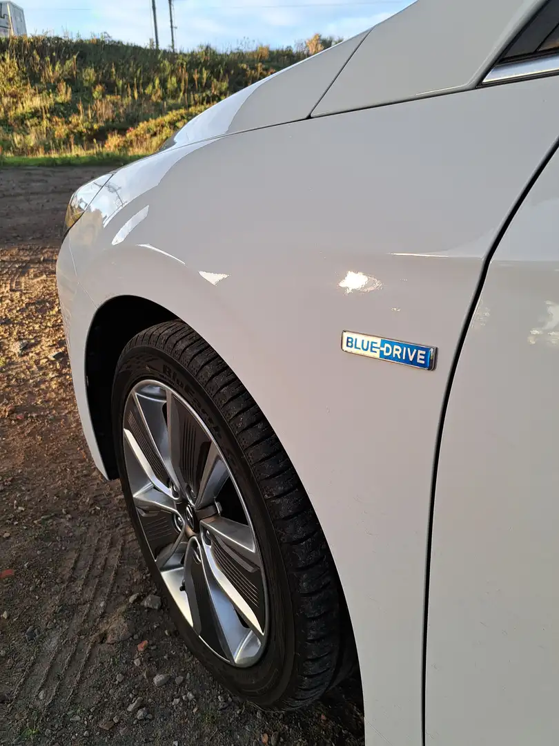 Hyundai IONIQ IONIQ Plug-in-Hybrid 1.6 GDI Premium Wit - 2
