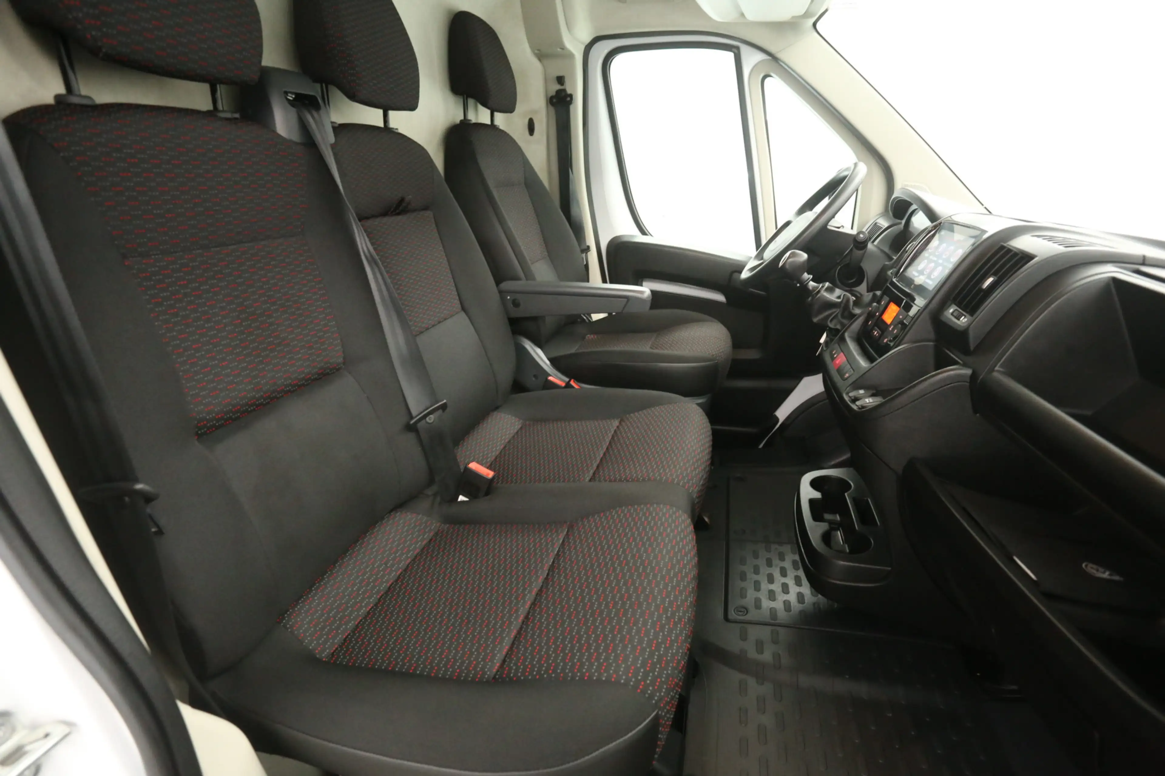 Peugeot Boxer 2.2 BlueHDi L2H2 | Marge | Airco | Cruise | Carpla — photo 10