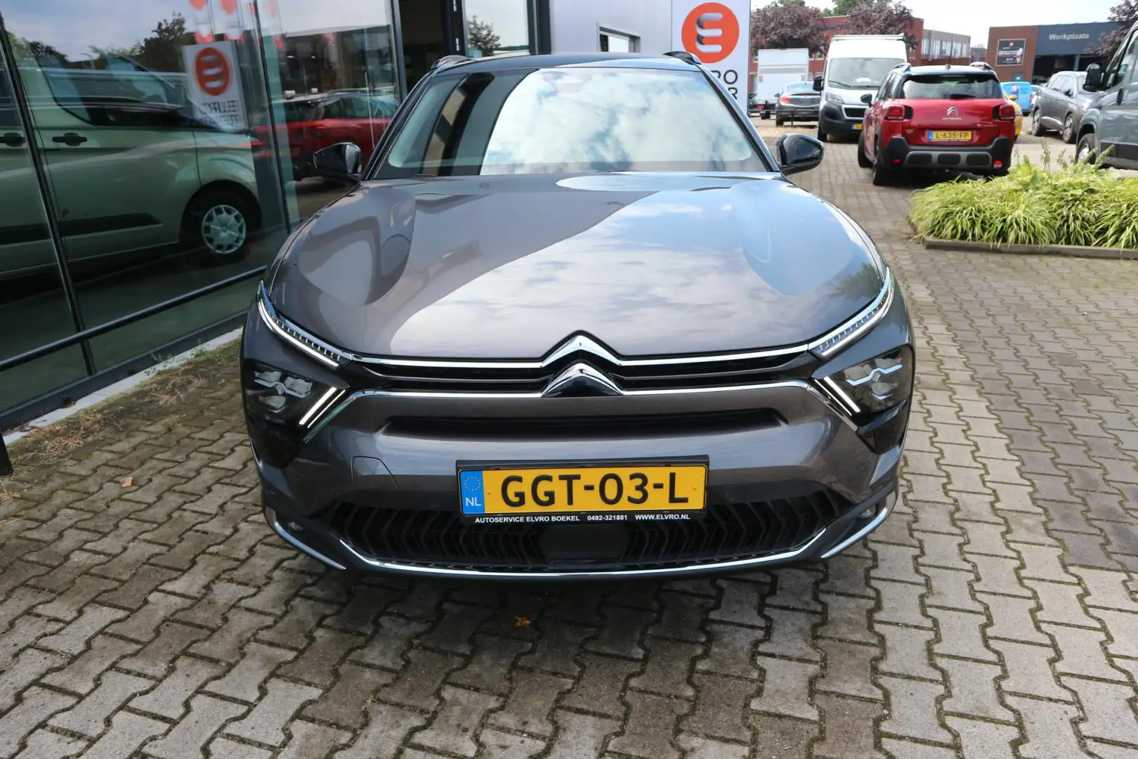 Citroen C5 X 1.2 PureTech Business Plus NAVI CAMERA LEDER ADAP Grijs - 2