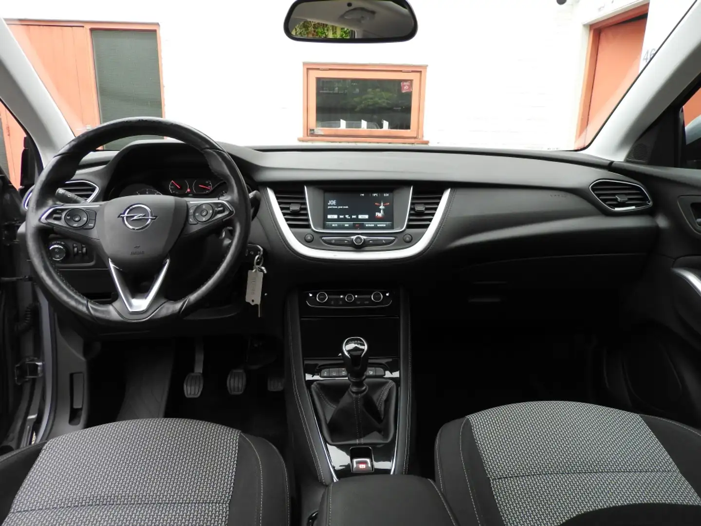 Opel Grandland X 1.2 Turbo Bus. Ex., airco, Pdc,CC, stoelen stuur v Gris - 2