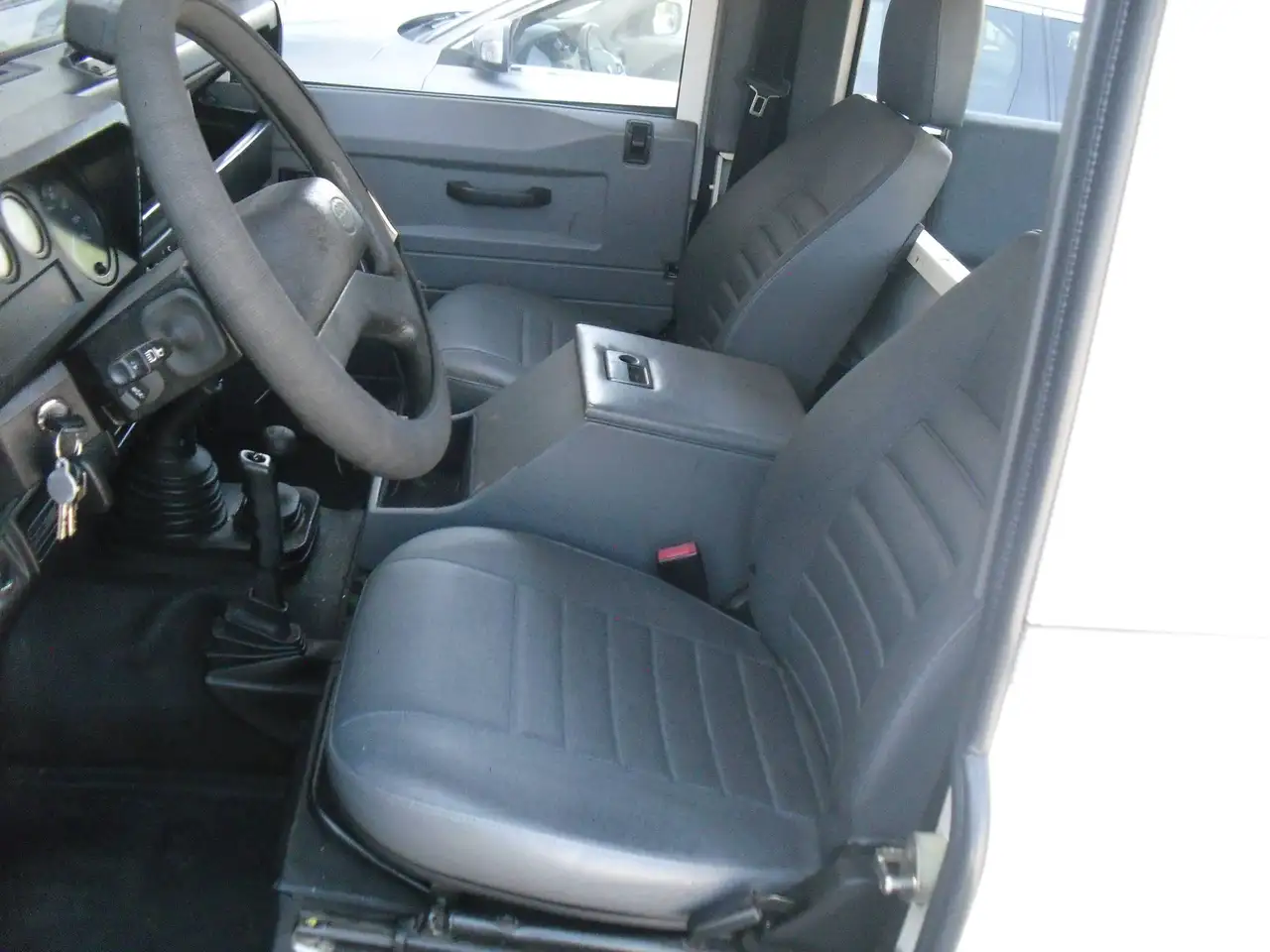Land Rover Defender 90 2.5 td5 County SW, TUTTO ORIGINALE, CLIMA, VETTURA 7 POSTI, SOLO 197.000KM, IMMACOLATO!!, foto 7