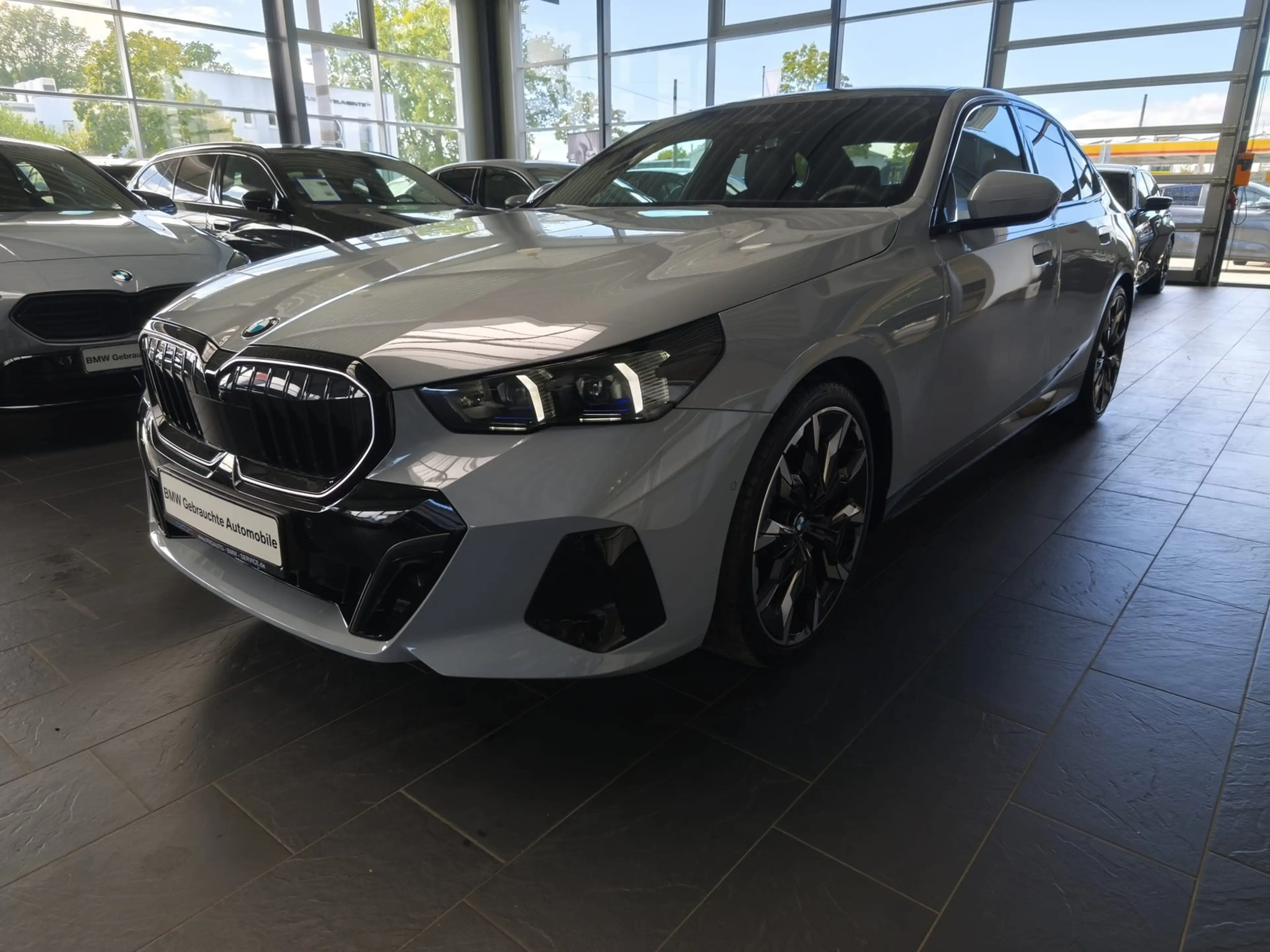 BMW 520 d xDrive M Sport Pro ACC/Pano/360°/B&W/21"/HUD — photo 3