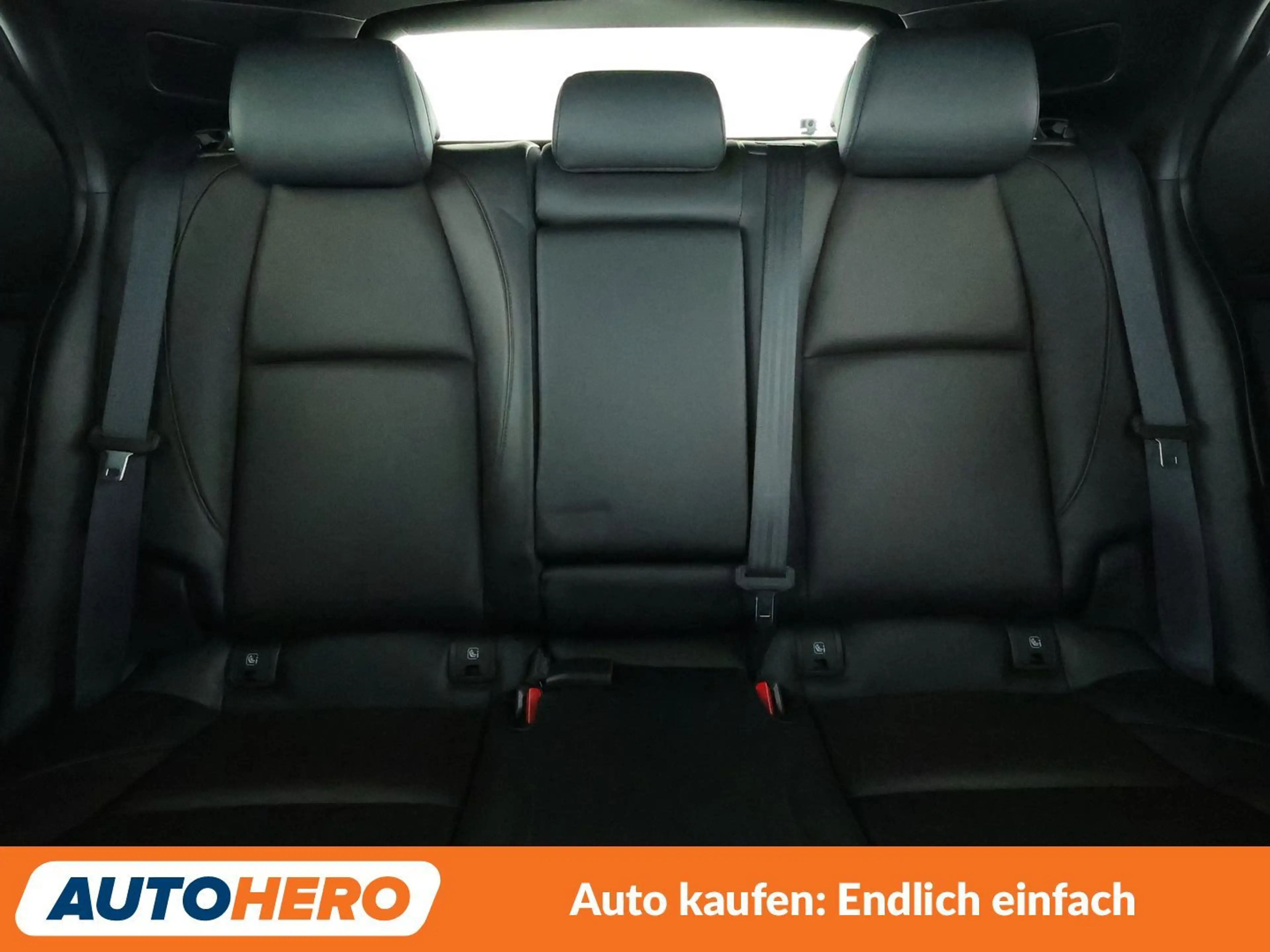 Mazda 3 2.0 Skyactiv-X Mild-Hybrid Selection *NAVI*HUD*ACC — photo 15