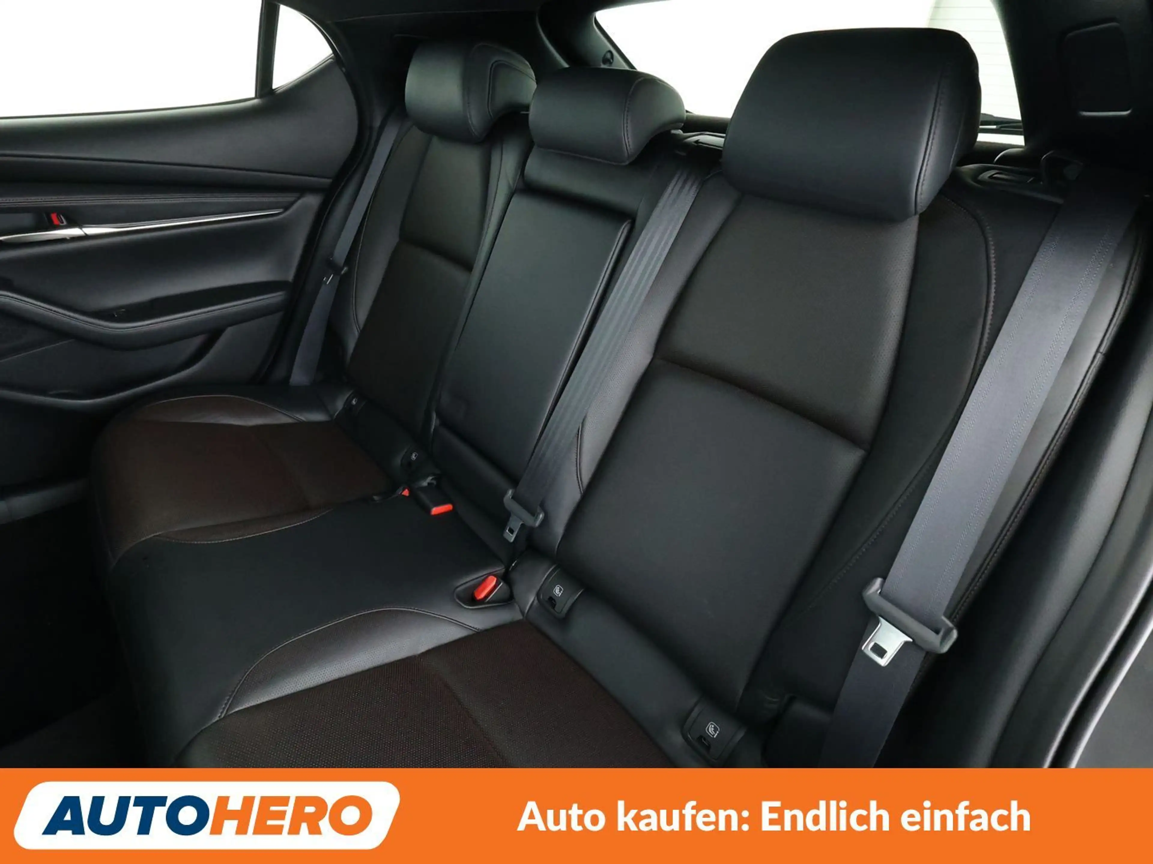 Mazda 3 2.0 Skyactiv-X Mild-Hybrid Selection *NAVI*HUD*ACC — photo 14