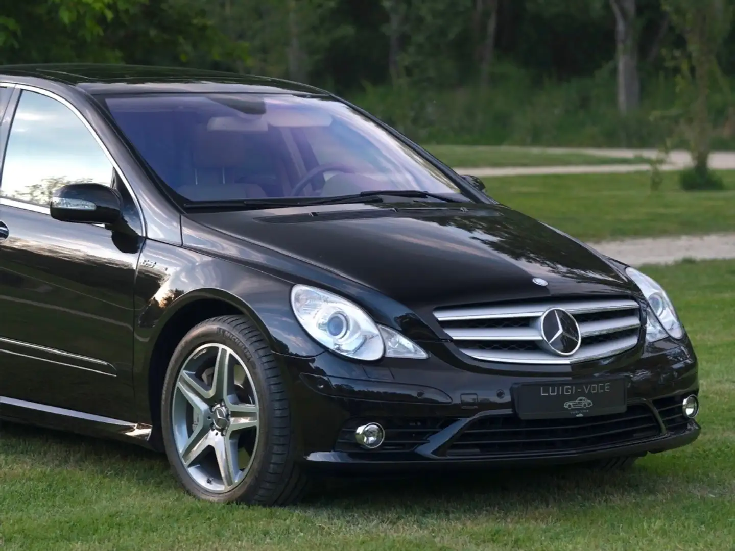 Mercedes-Benz R 63 AMG R 63 AMG 4 MATIC SHORT WHEEL BASE Schwarz - 2