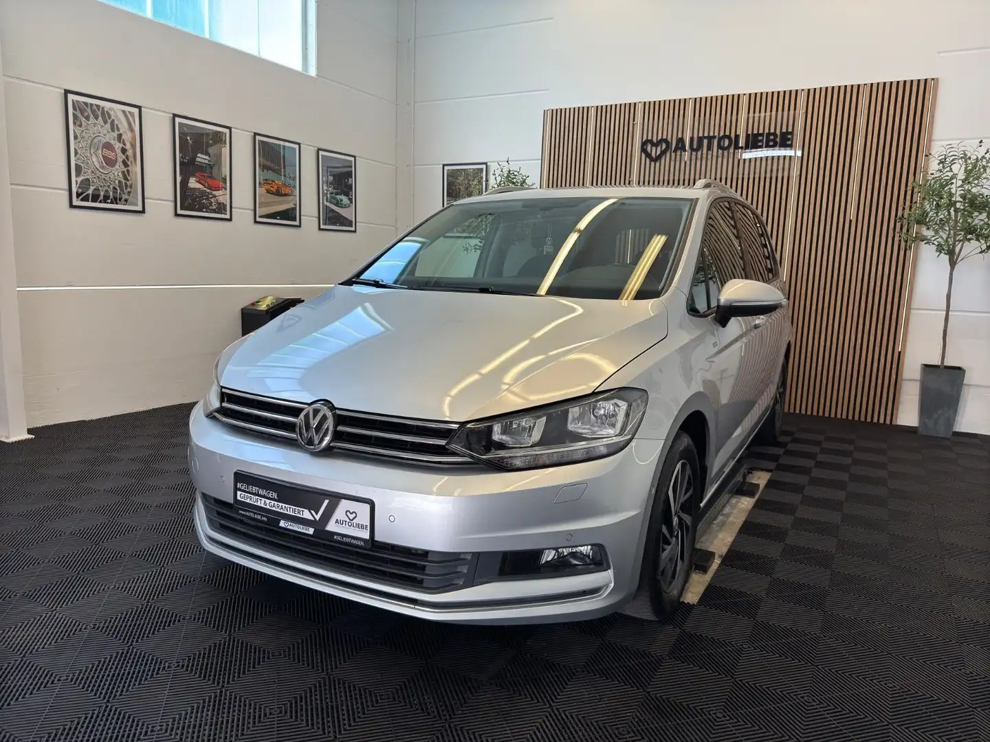 Volkswagen Touran 2.0 TDI Join NAVI*RFK*SHZ*ACC*7SITZE Zilver - 2