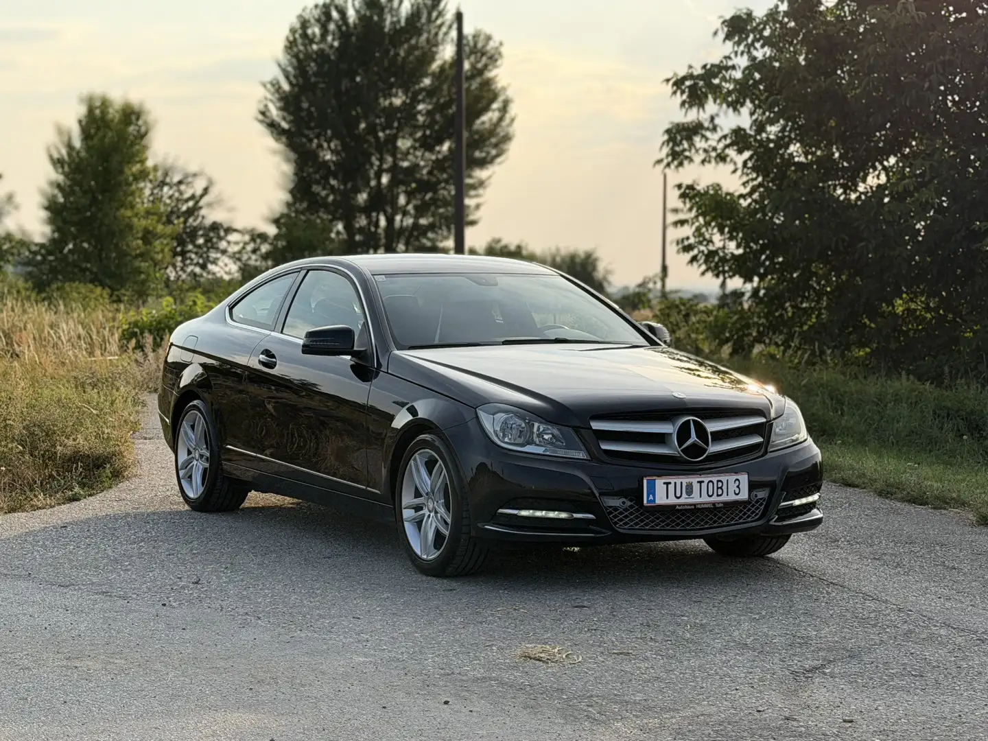 Mercedes-Benz C 180 CGI Coupé Sportwagen - 1